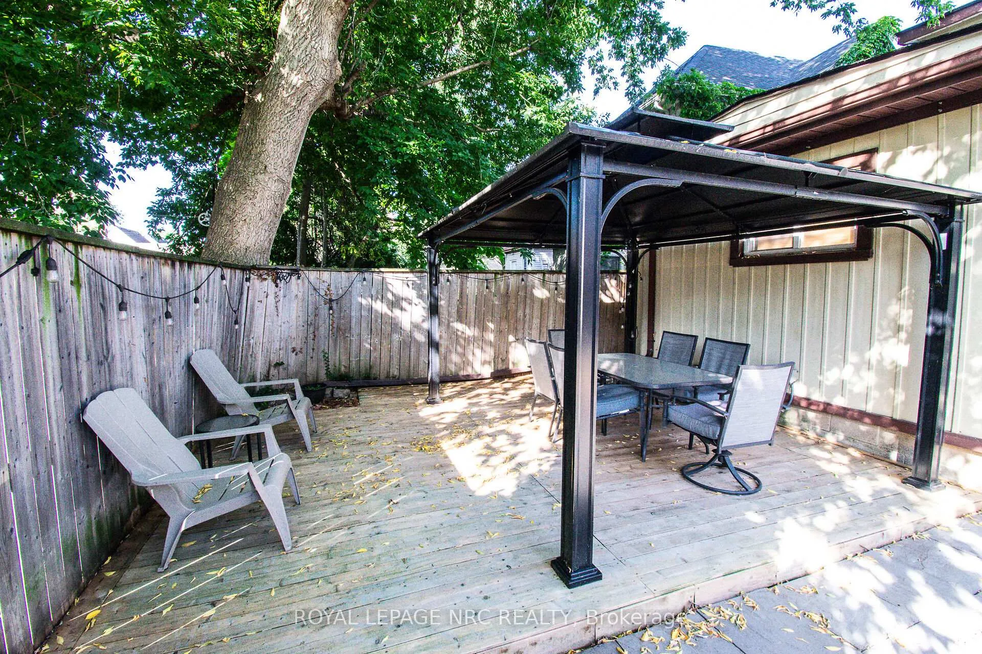 Photo 46 of 116 Lowell Avenue, St. Catharines, Downtown — HOMEH