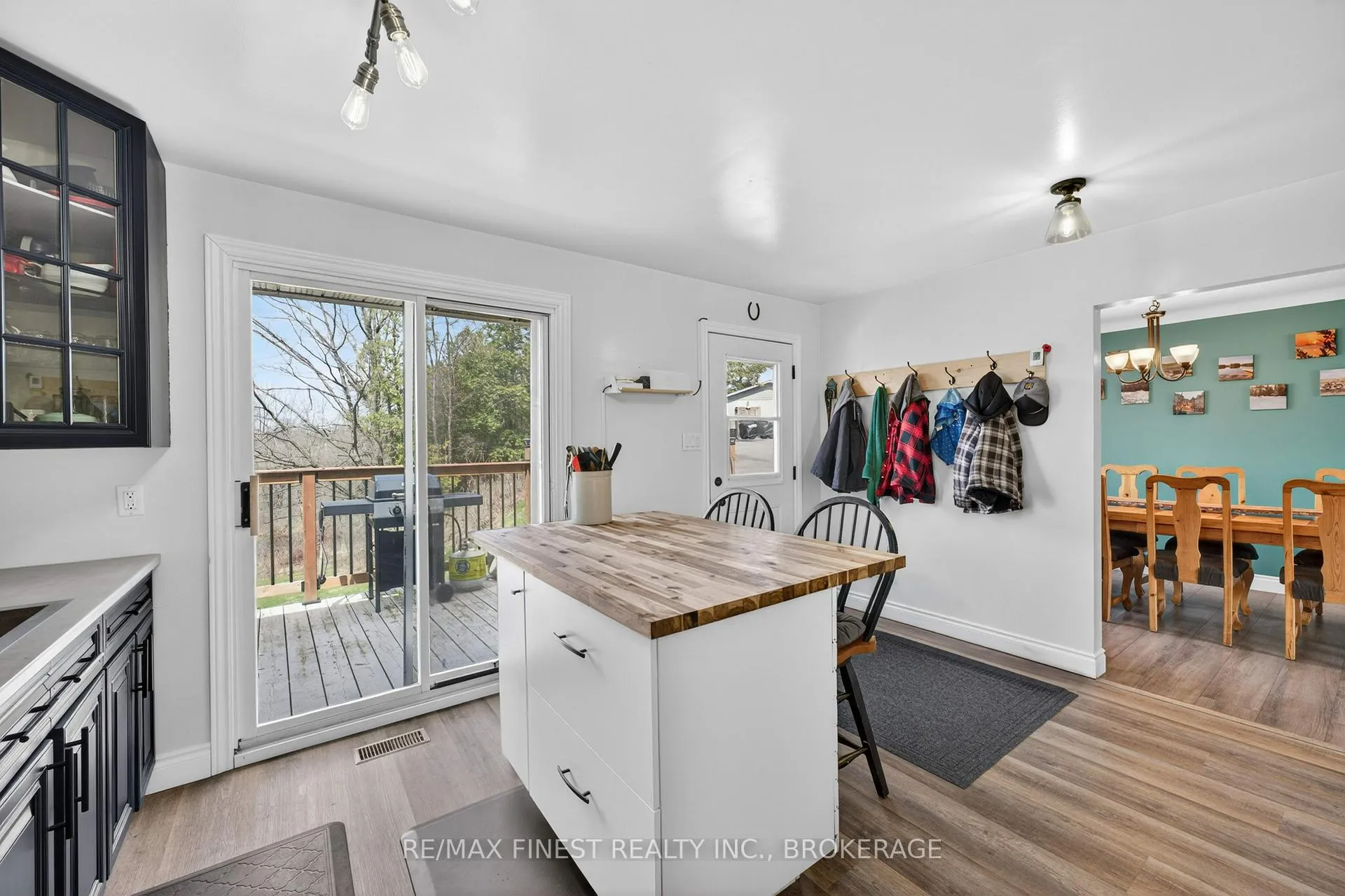 Photo 8 of 4333 Maple Drive, Frontenac, Frontenac South — HOMEH