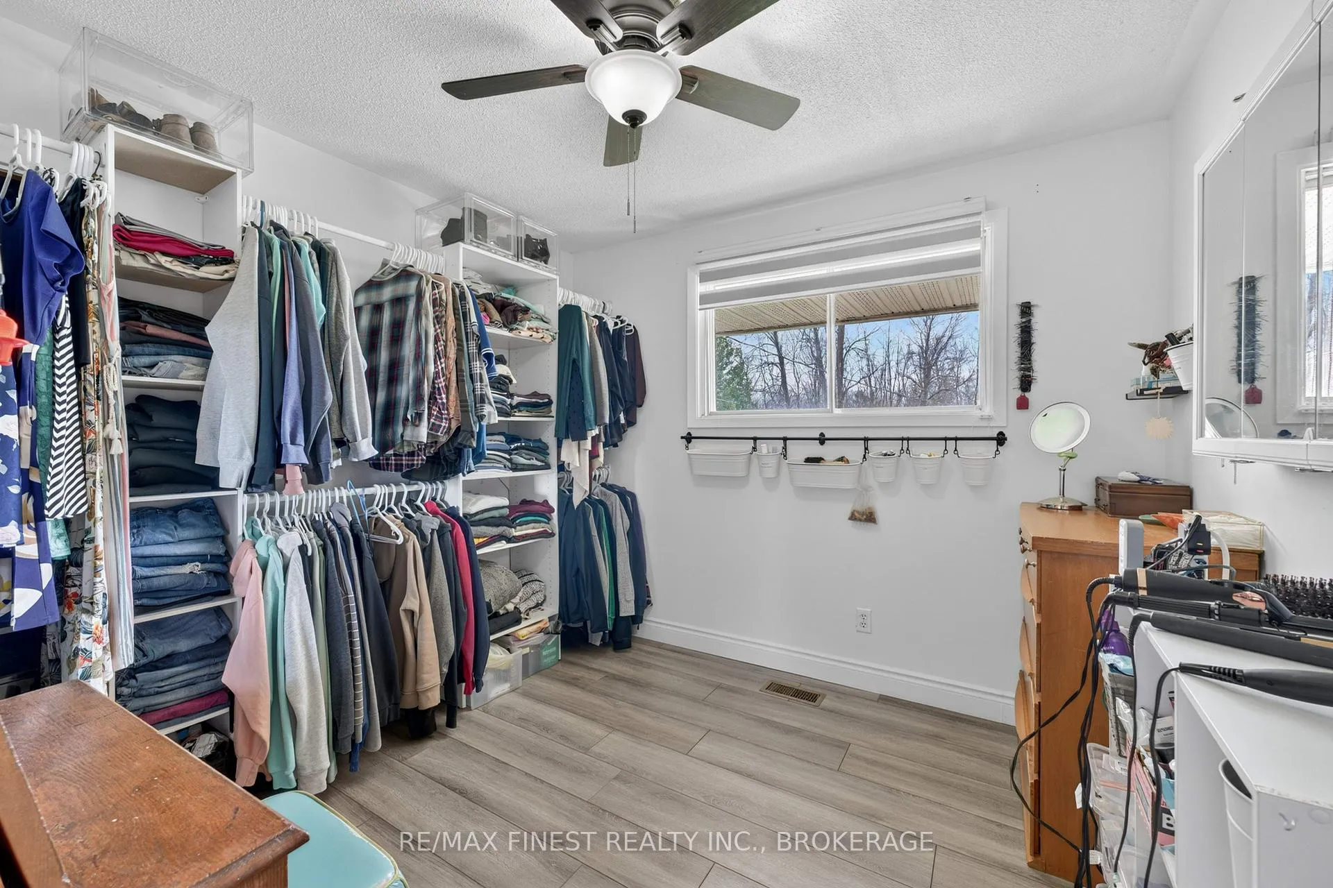 Photo 15 of 4333 Maple Drive, Frontenac, Frontenac South — HOMEH