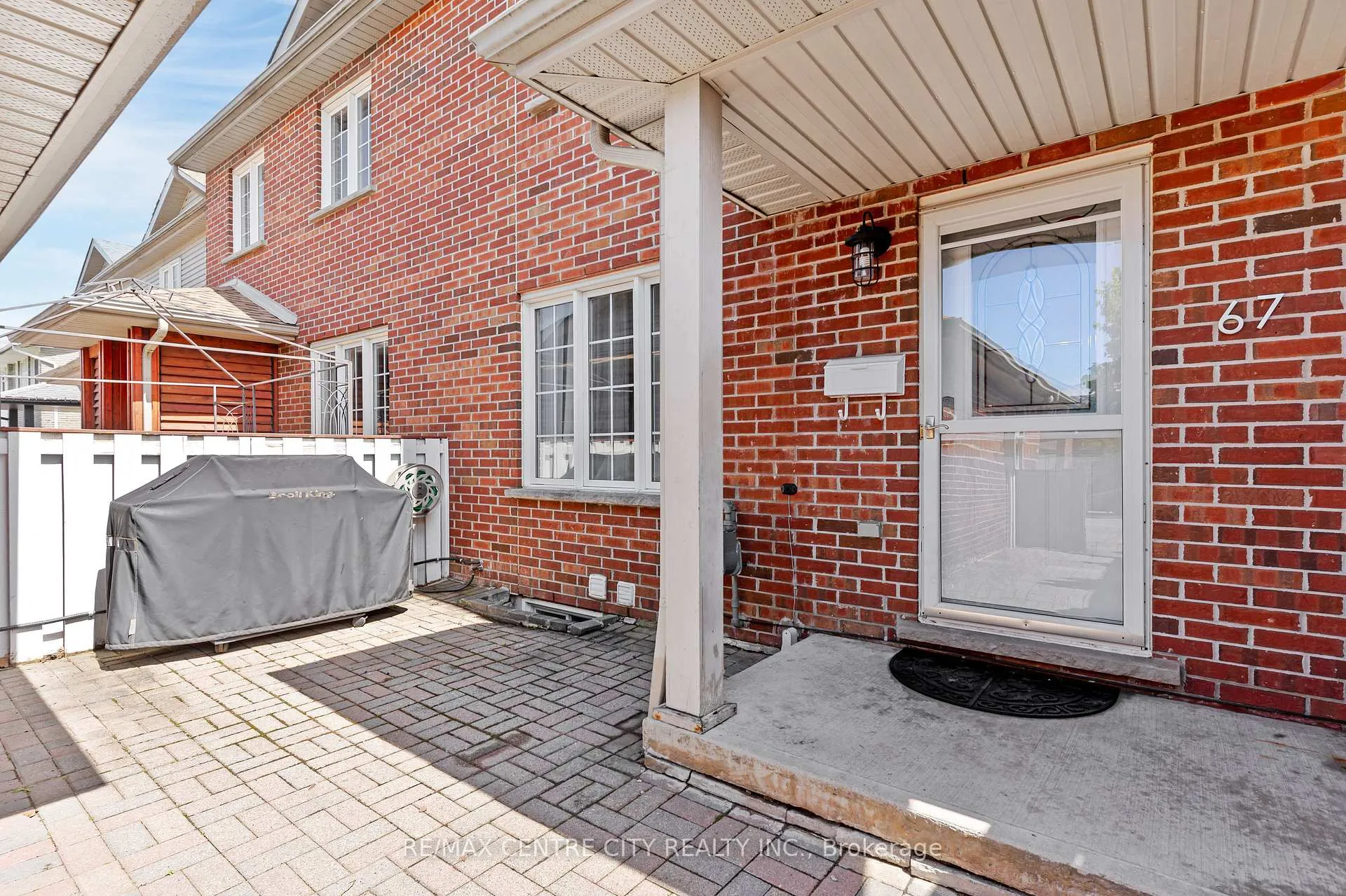 Photo 4 of 67 Ralgreen Crescent, Kitchener — HOMEH