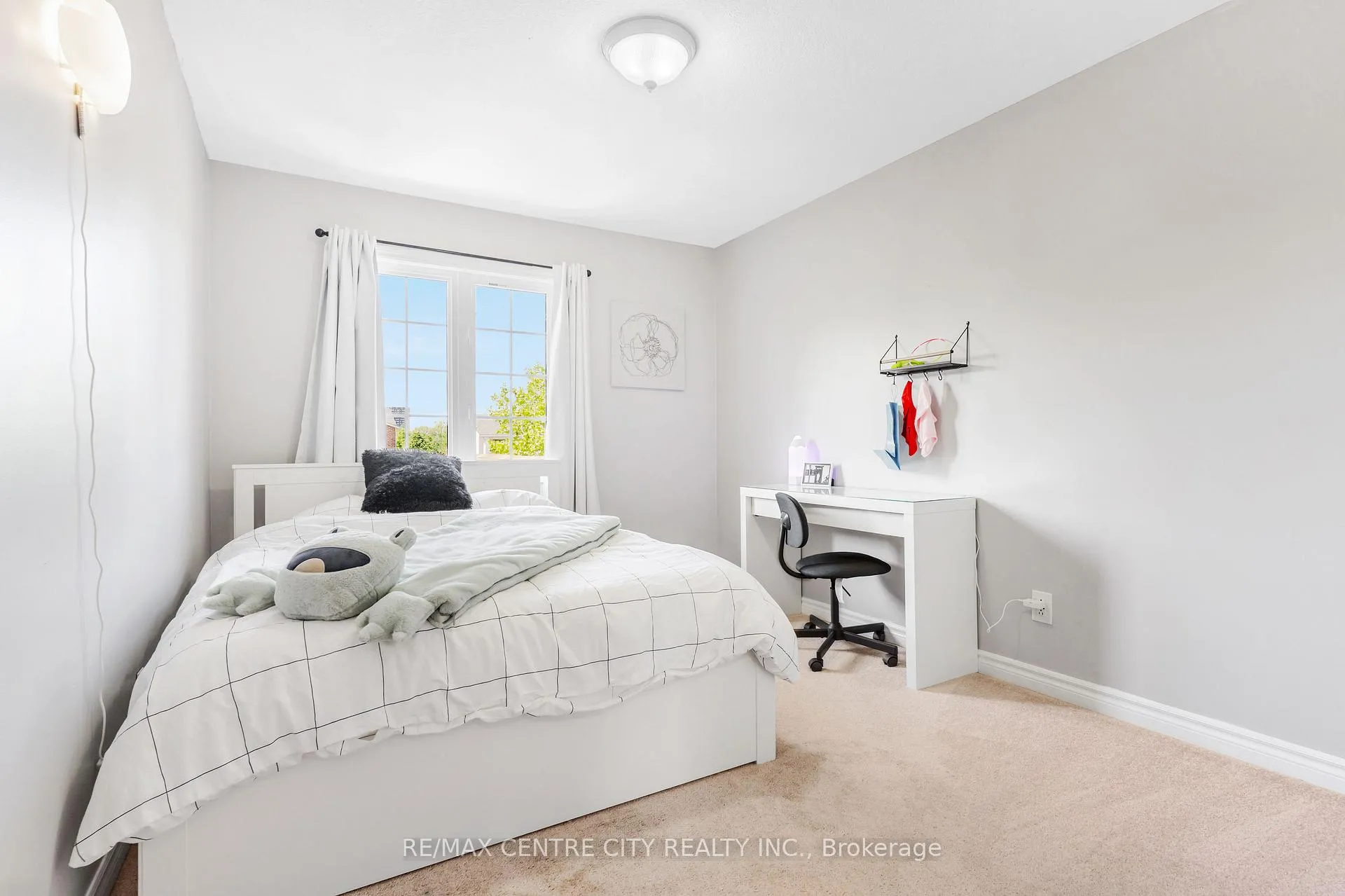 Photo 13 of 67 Ralgreen Crescent, Kitchener — HOMEH
