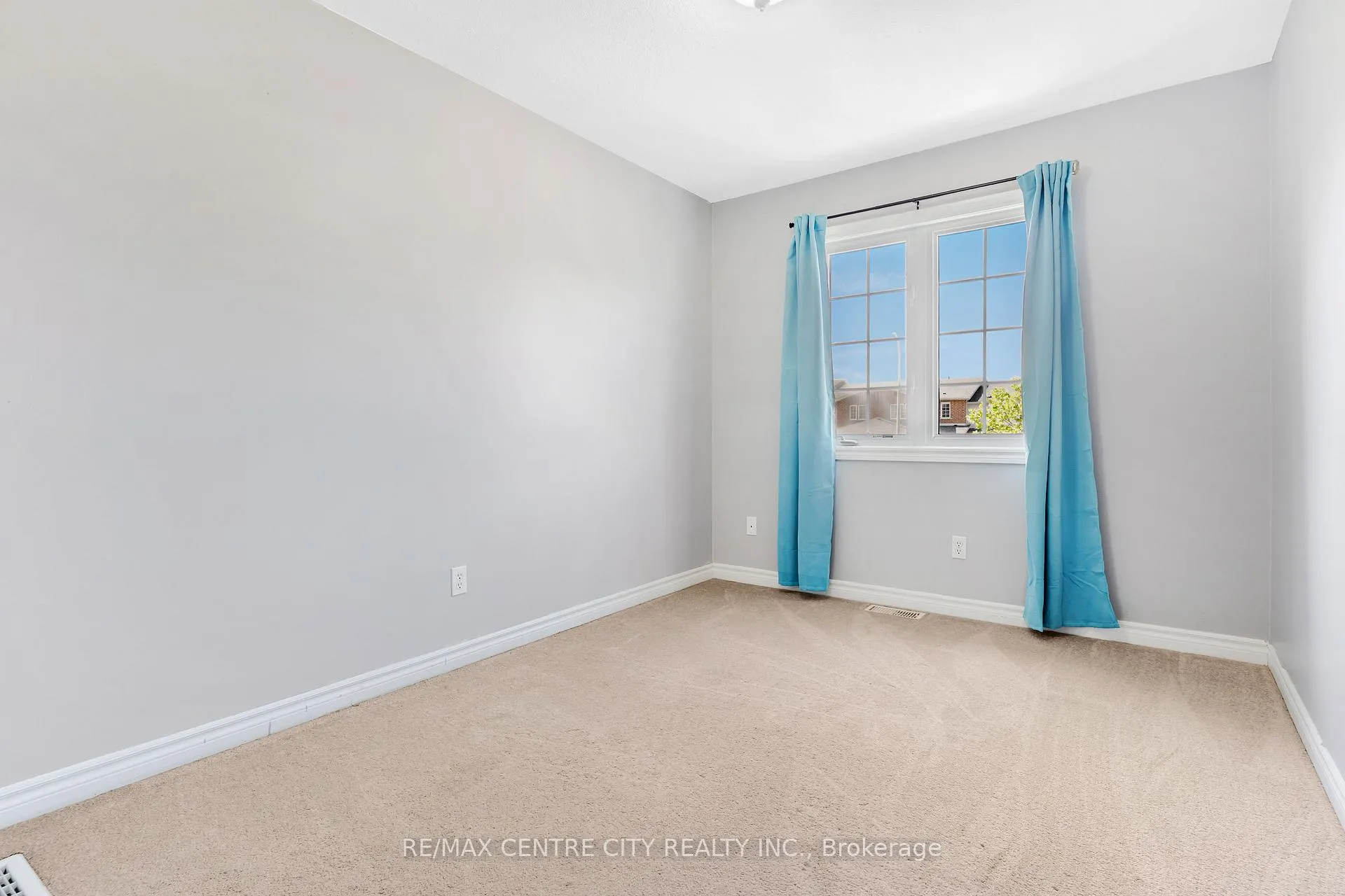 Photo 15 of 67 Ralgreen Crescent, Kitchener — HOMEH
