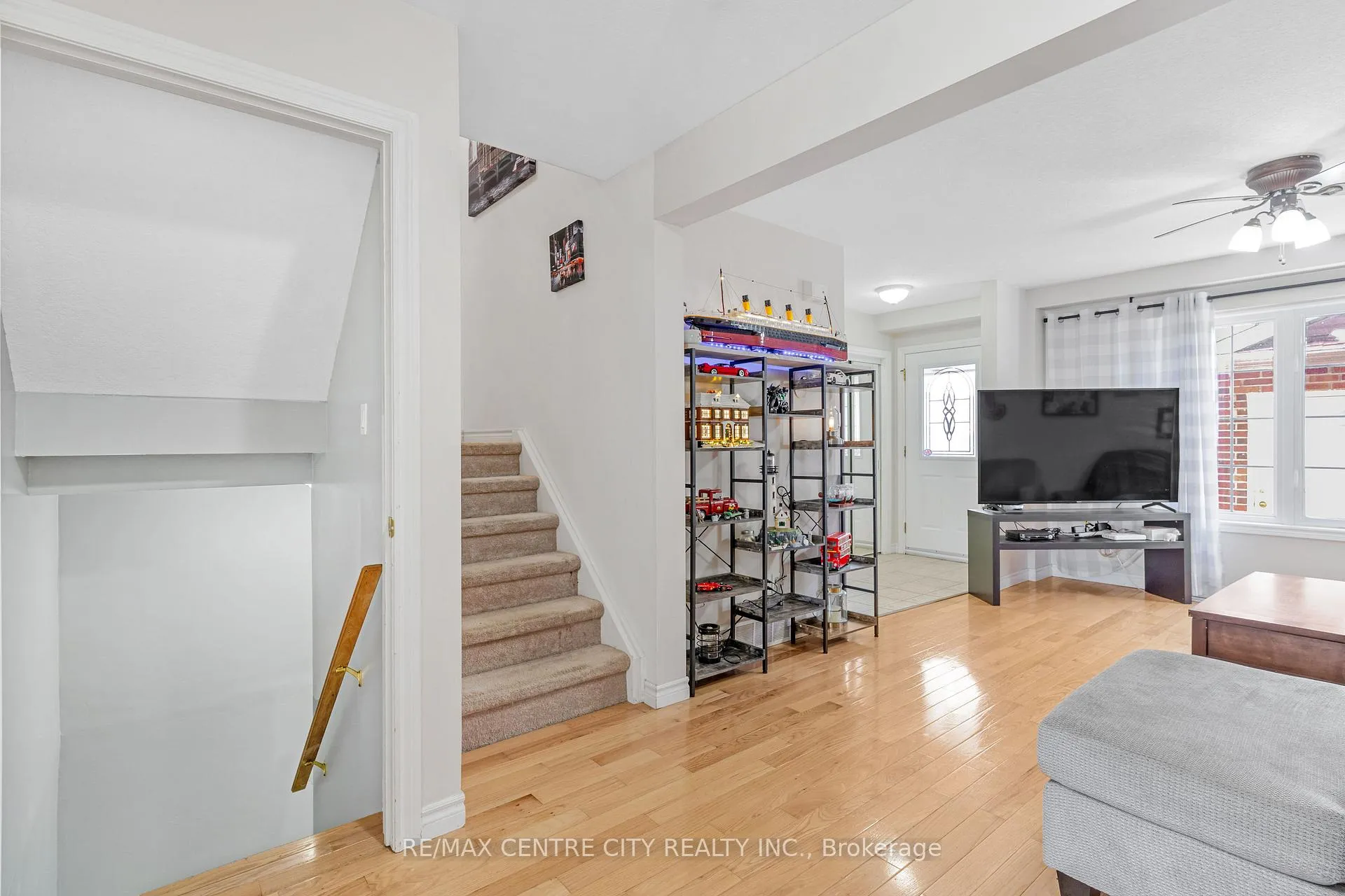 Photo 32 of 67 Ralgreen Crescent, Kitchener — HOMEH