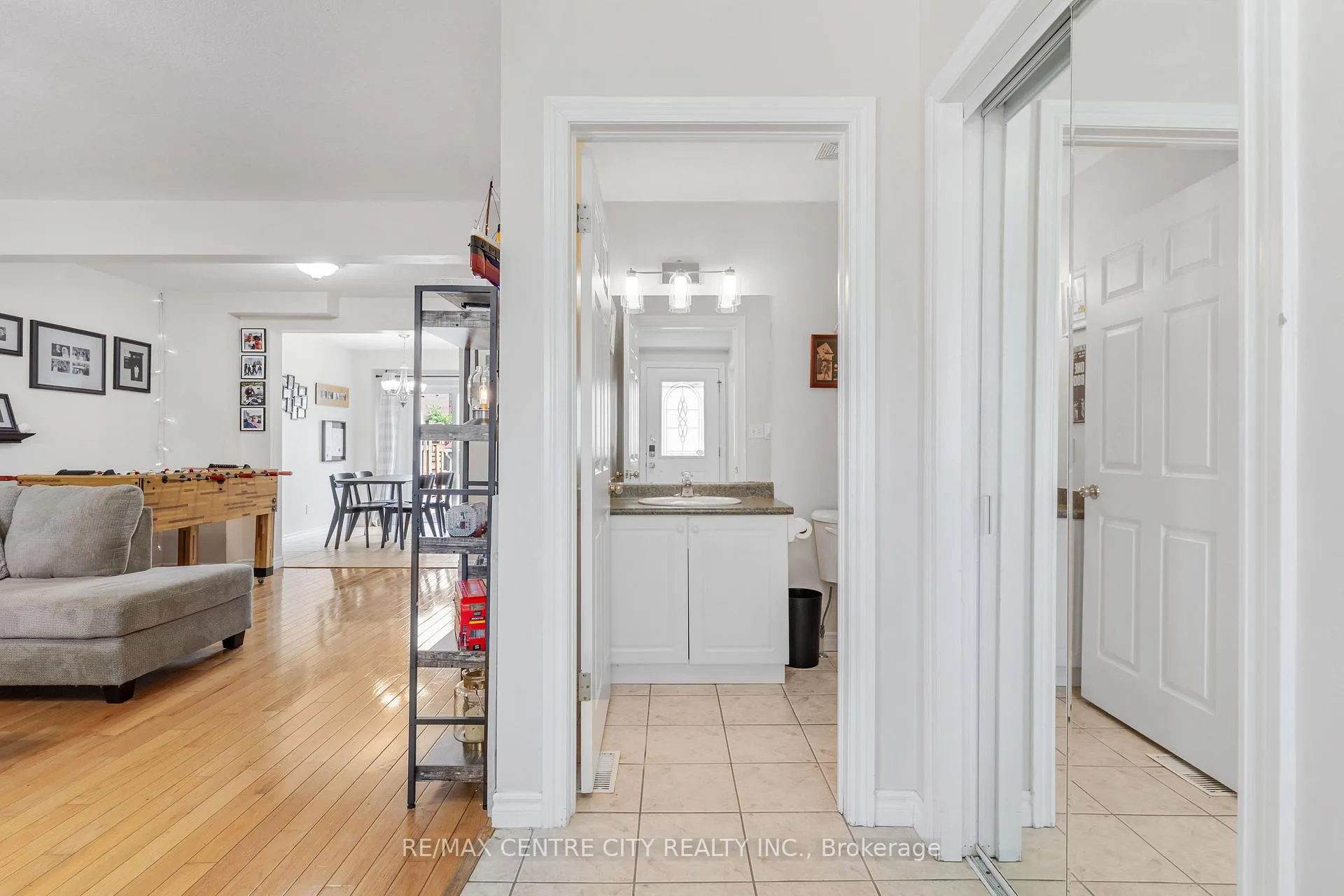 Photo 33 of 67 Ralgreen Crescent, Kitchener — HOMEH