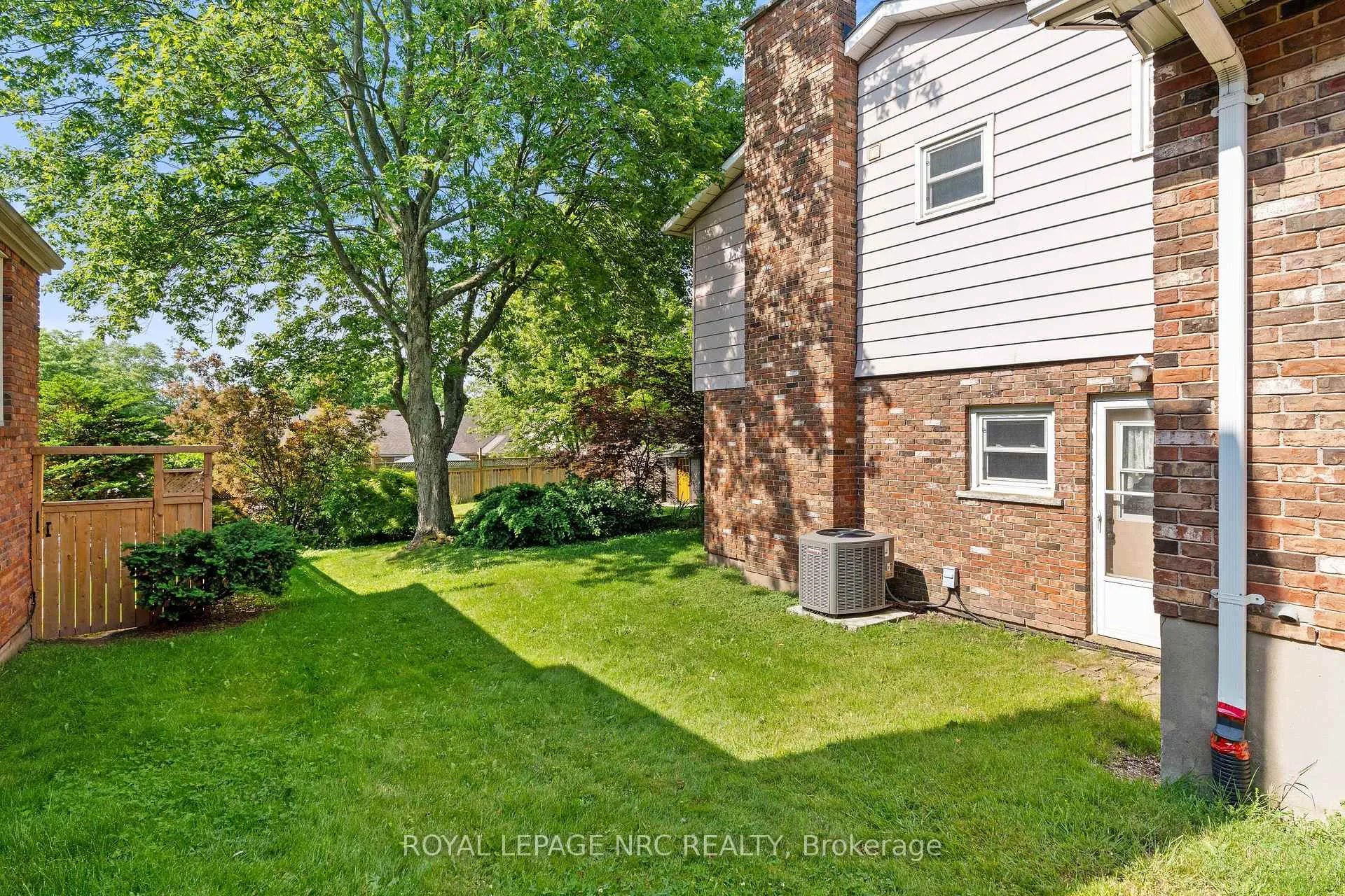 Photo 35 of 63 Berkwood Place, Pelham, Fonthill — HOMEH