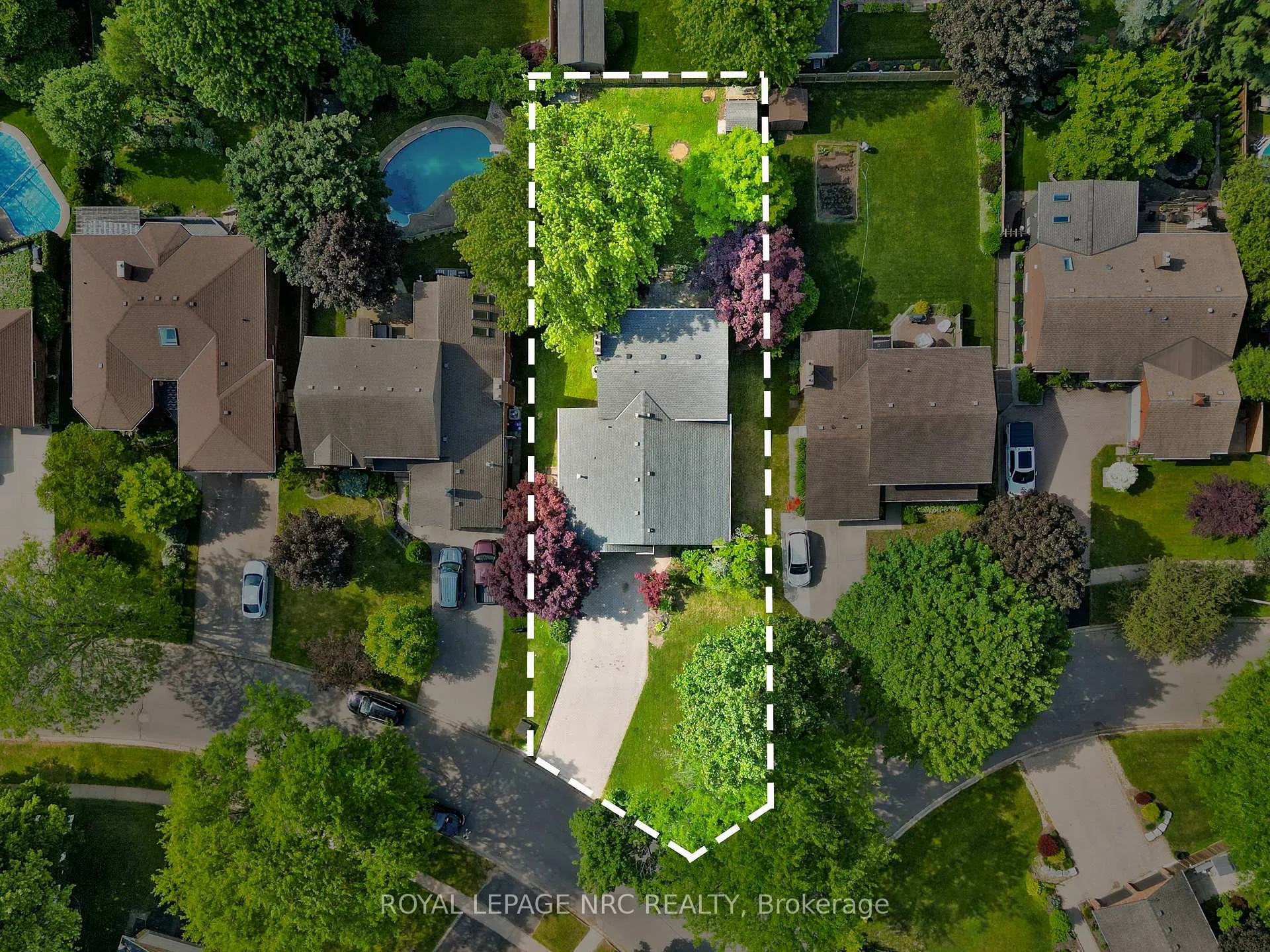 Photo 36 of 63 Berkwood Place, Pelham, Fonthill — HOMEH
