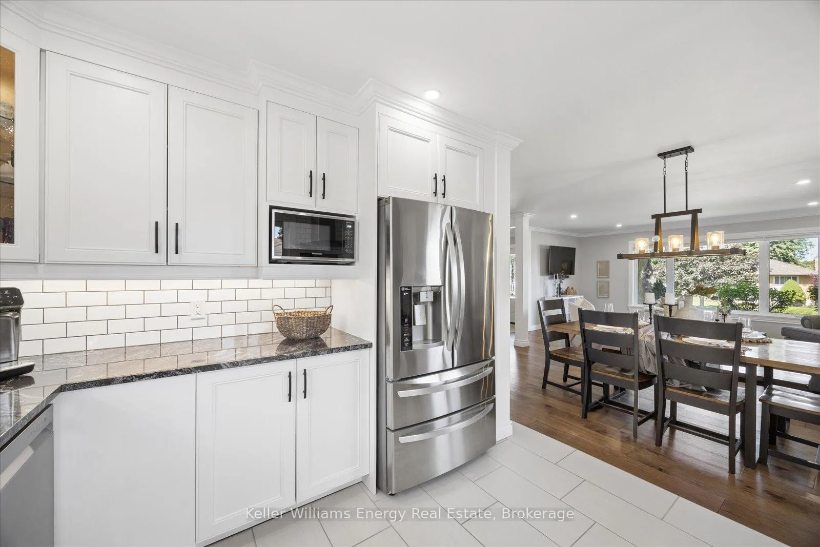 Photo 7 of 744 Glengrove Street, Oshawa, Northglen — HOMEH