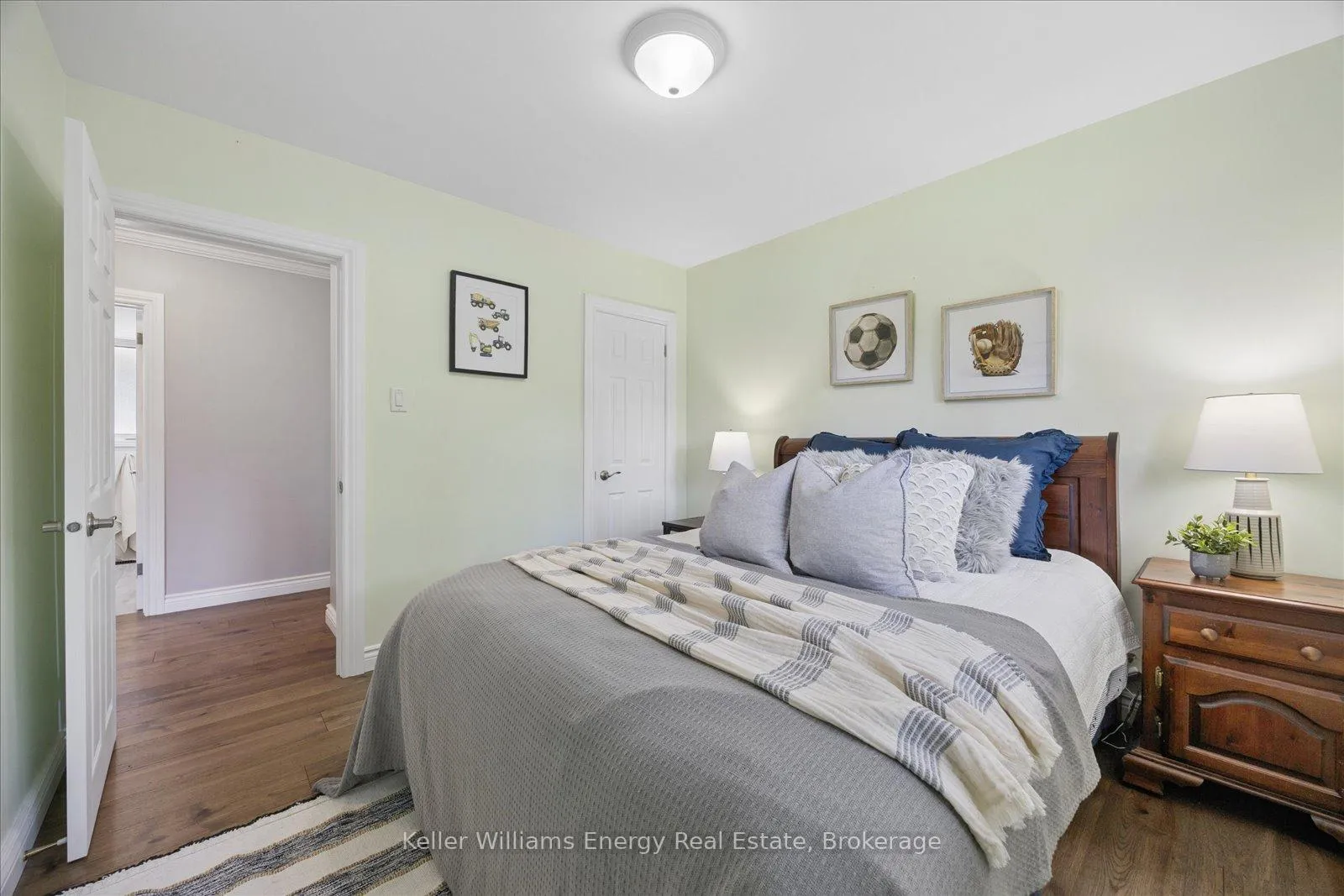 Photo 20 of 744 Glengrove Street, Oshawa, Northglen — HOMEH