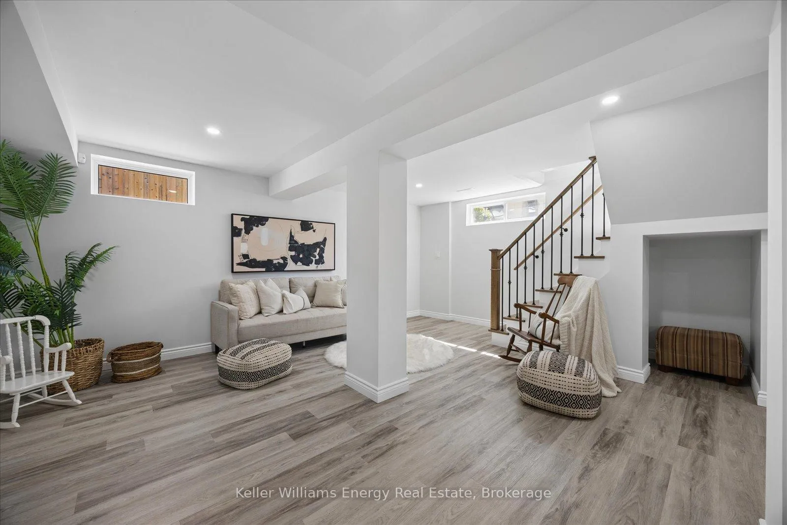Photo 24 of 744 Glengrove Street, Oshawa, Northglen — HOMEH