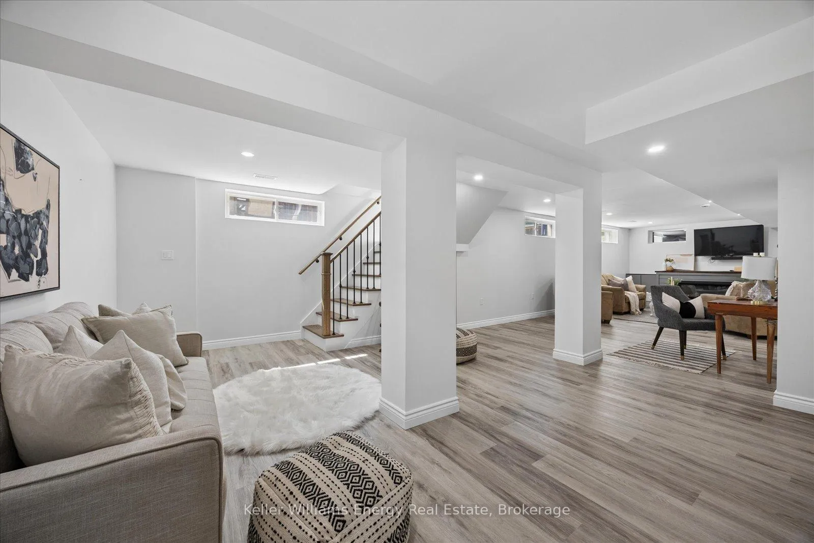 Photo 25 of 744 Glengrove Street, Oshawa, Northglen — HOMEH