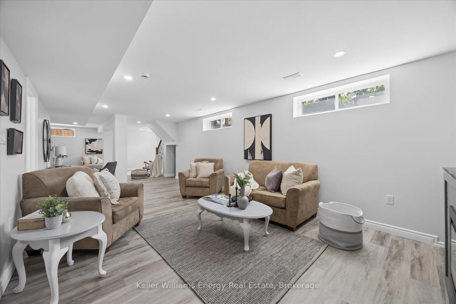 Photo 28 of 744 Glengrove Street, Oshawa, Northglen — HOMEH