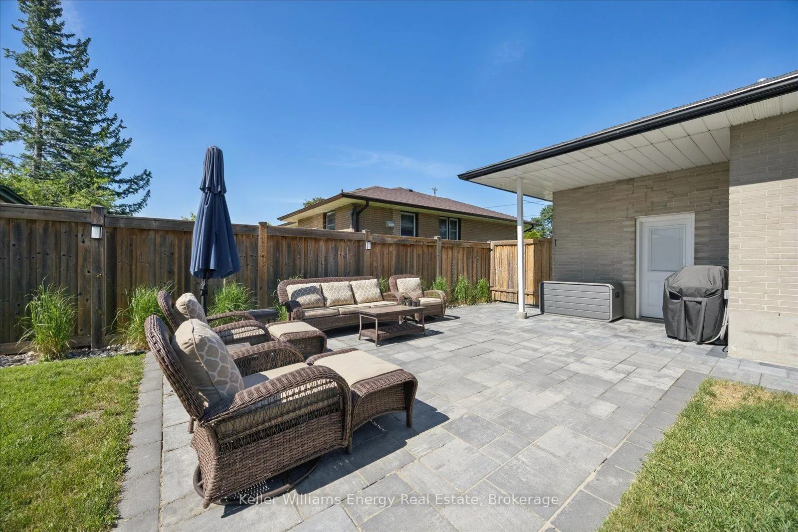 Photo 37 of 744 Glengrove Street, Oshawa, Northglen — HOMEH