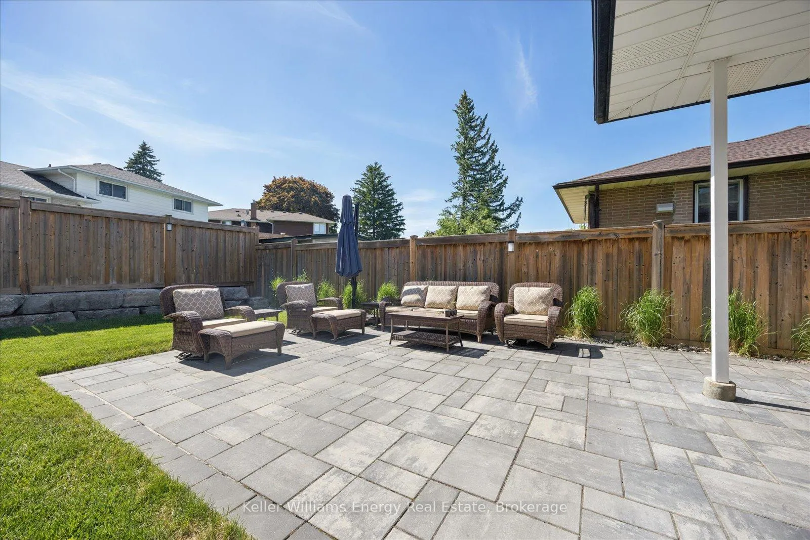 Photo 38 of 744 Glengrove Street, Oshawa, Northglen — HOMEH