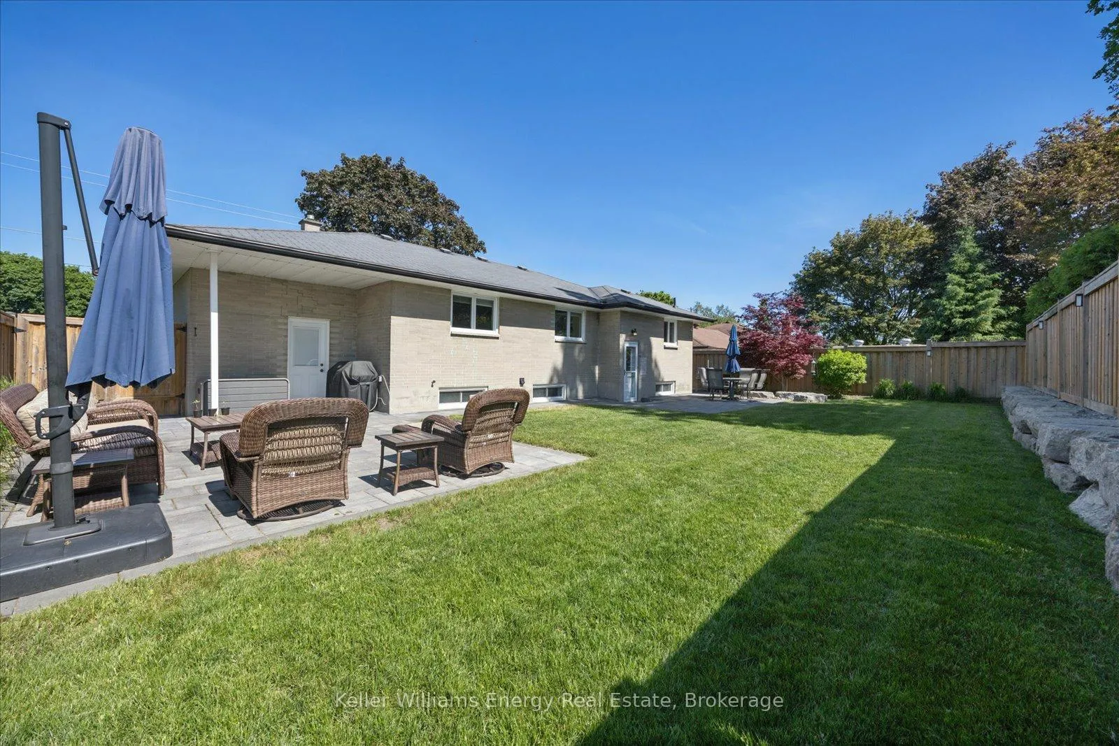 Photo 39 of 744 Glengrove Street, Oshawa, Northglen — HOMEH