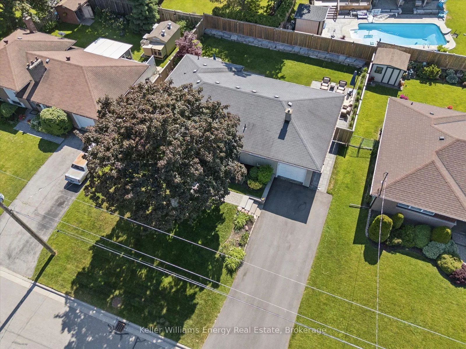 Photo 43 of 744 Glengrove Street, Oshawa, Northglen — HOMEH