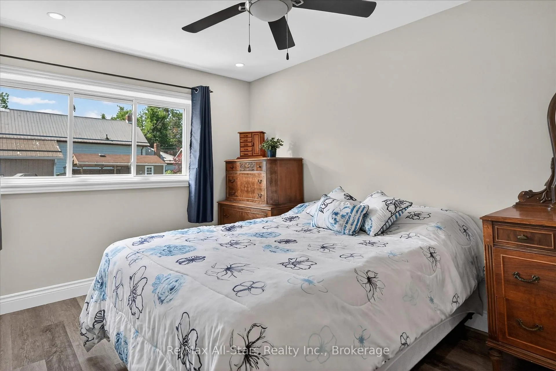 Photo 26 of 47 Need Street, Kawartha Lakes, Bobcaygeon — HOMEH