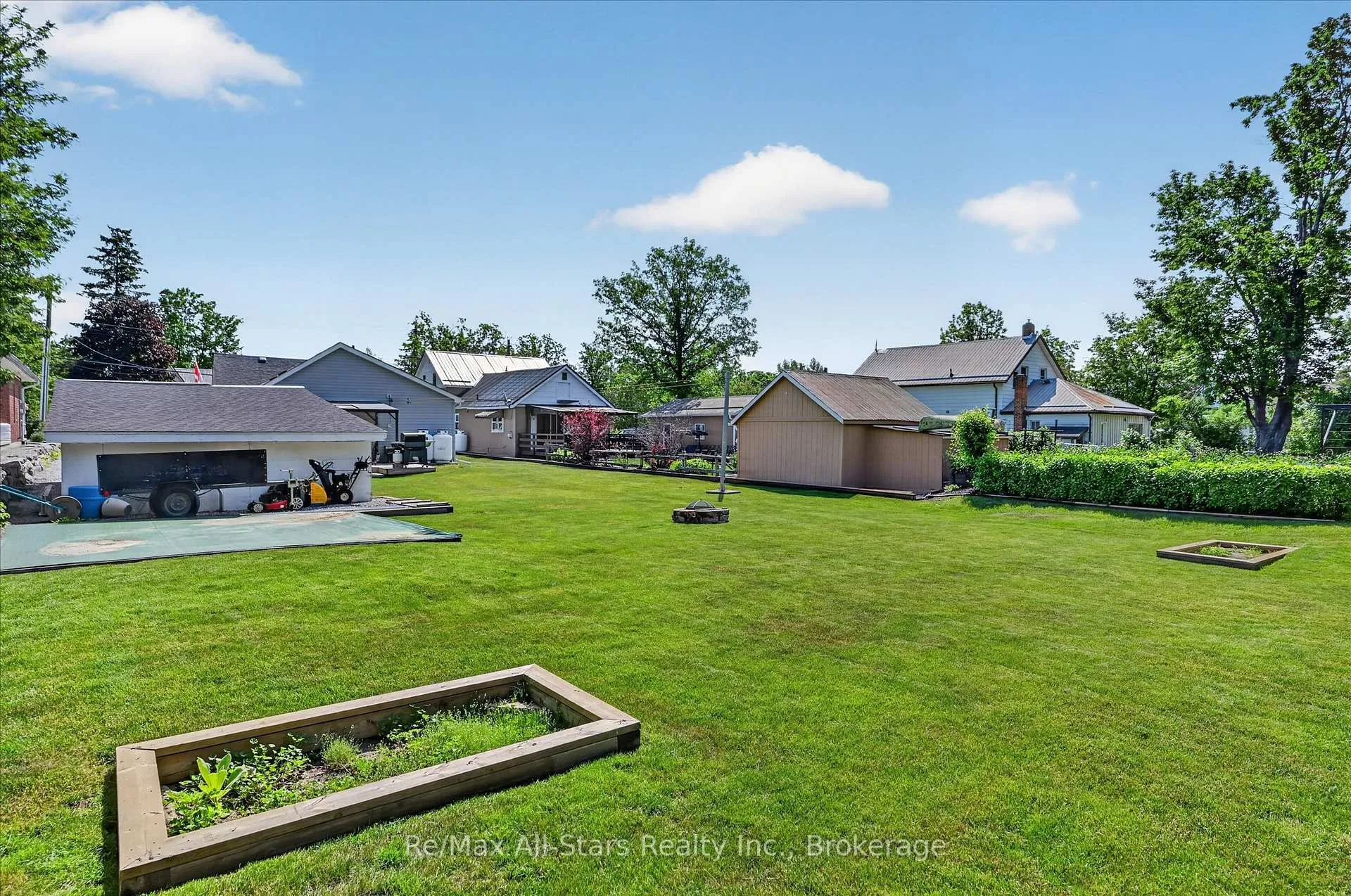 Photo 43 of 47 Need Street, Kawartha Lakes, Bobcaygeon — HOMEH