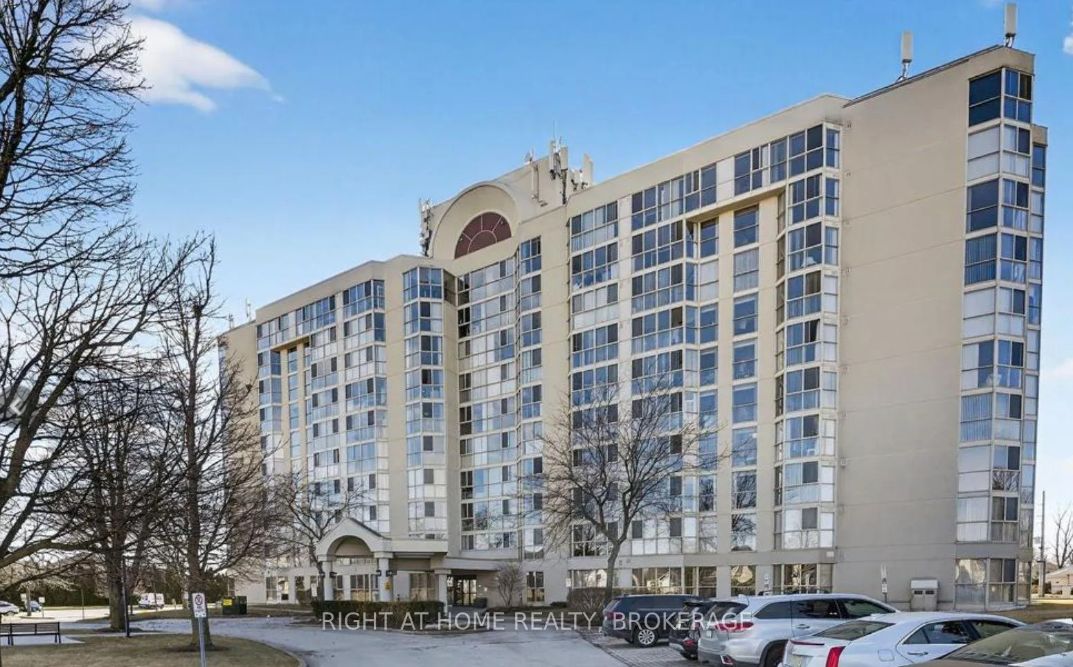 Front of Unit 801, 162 Martindale Road