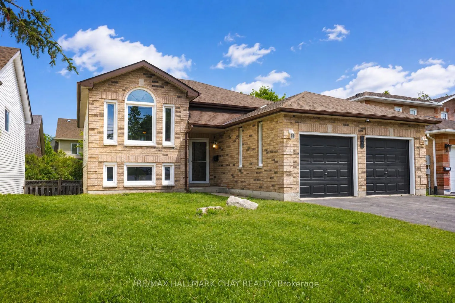 Photo 1 of 121 Huronia Road, Barrie, Painswick North — HOMEH