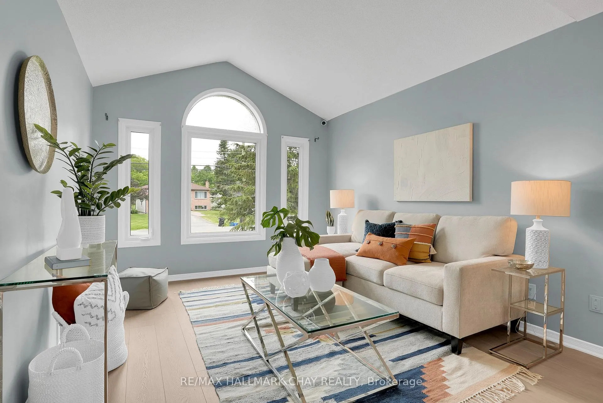 Photo 7 of 121 Huronia Road, Barrie, Painswick North — HOMEH