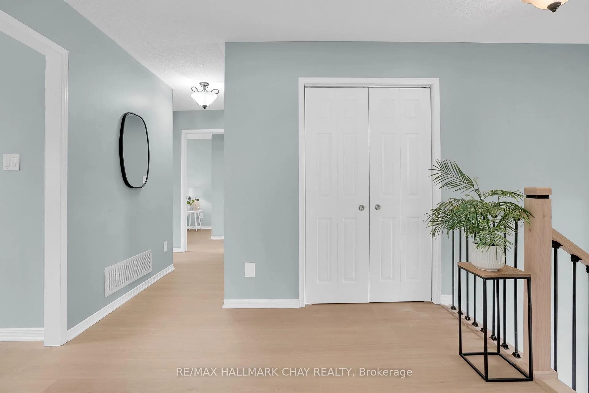 Photo 10 of 121 Huronia Road, Barrie, Painswick North — HOMEH