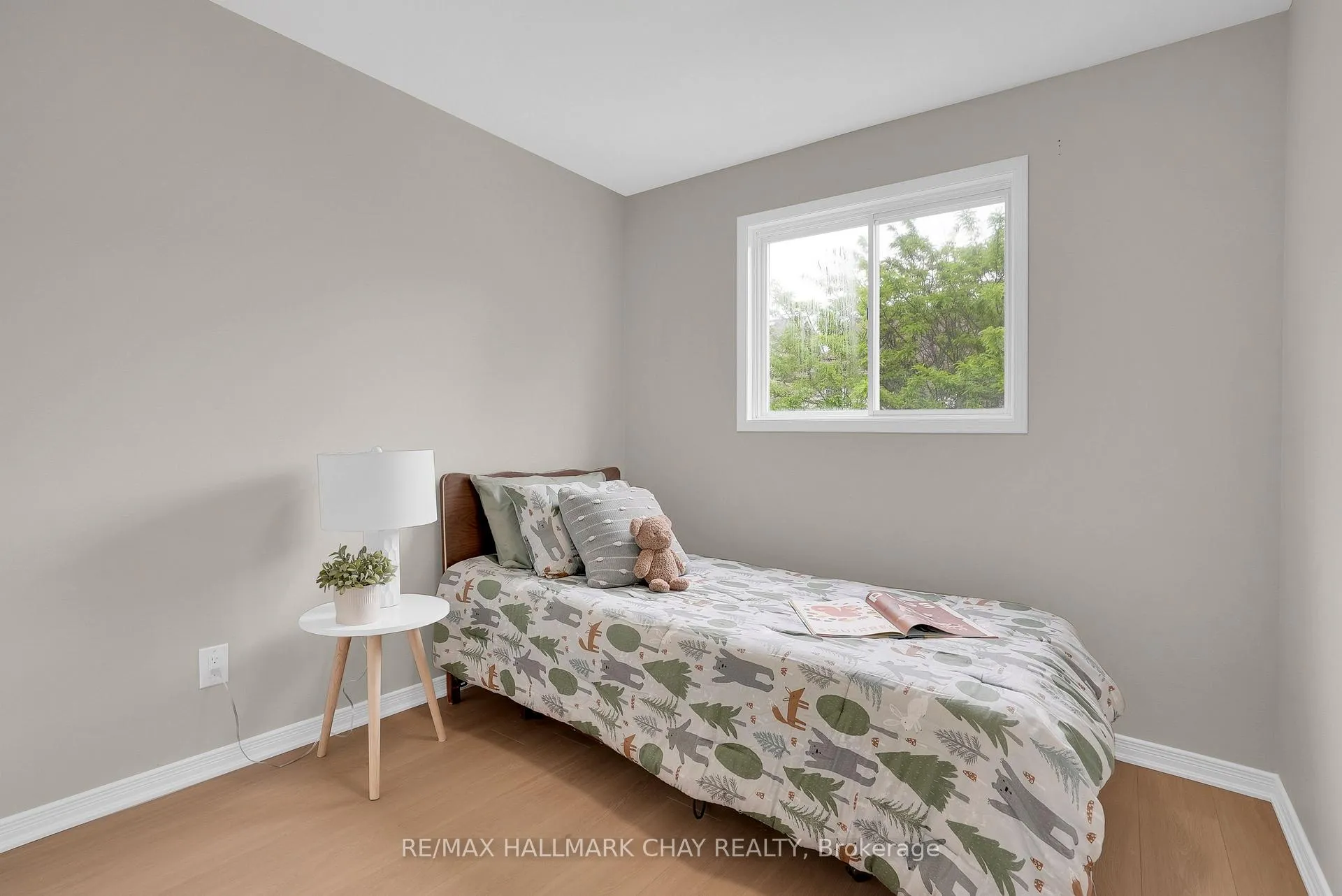Photo 16 of 121 Huronia Road, Barrie, Painswick North — HOMEH