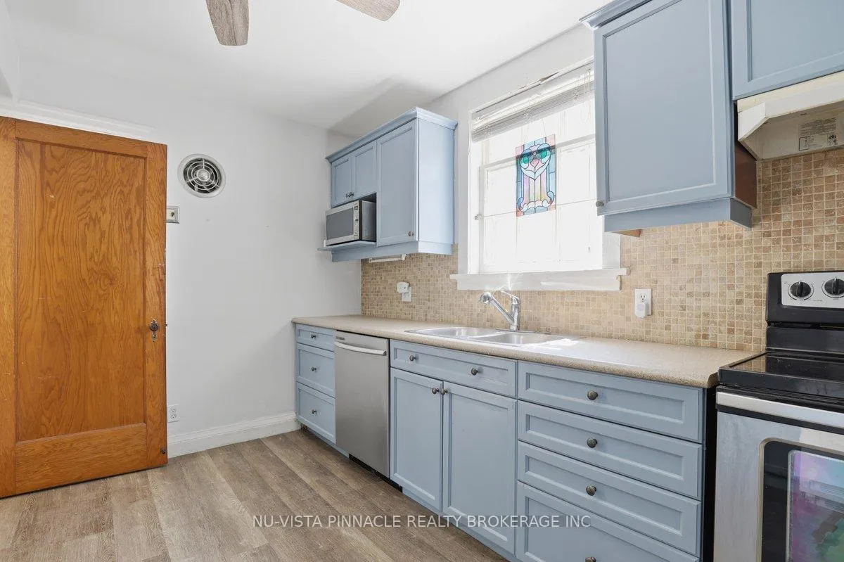 Photo 8 of 193 Waterloo Street, Kitchener, Fairfield — HOMEH