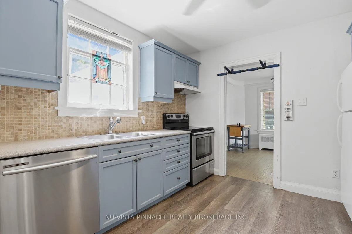 Photo 10 of 193 Waterloo Street, Kitchener, Fairfield — HOMEH