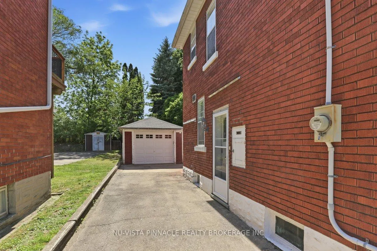 Photo 38 of 193 Waterloo Street, Kitchener, Fairfield — HOMEH