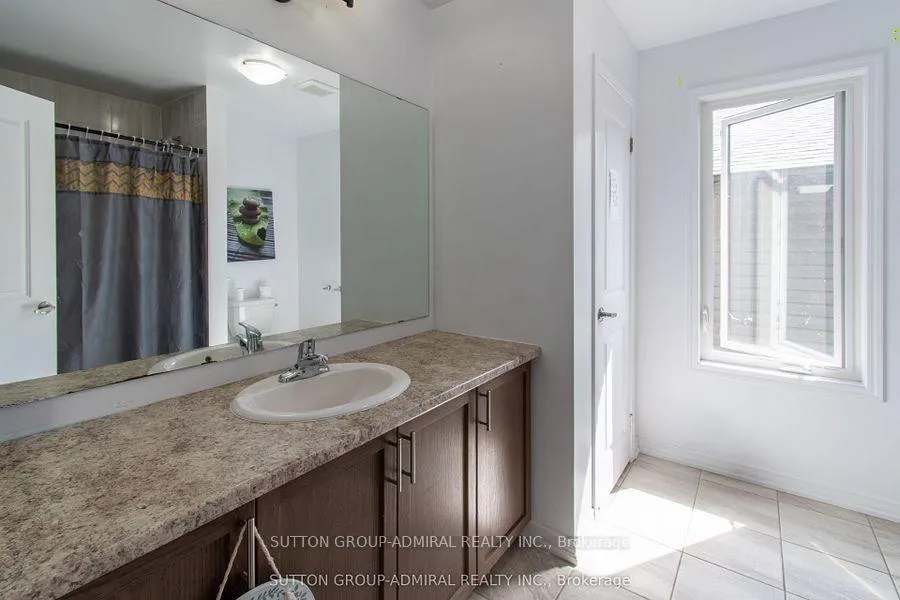 Photo 17 of Unit 1-2, 62 Alaskan Heights, Barrie, Rural Barrie Southwest — HOMEH