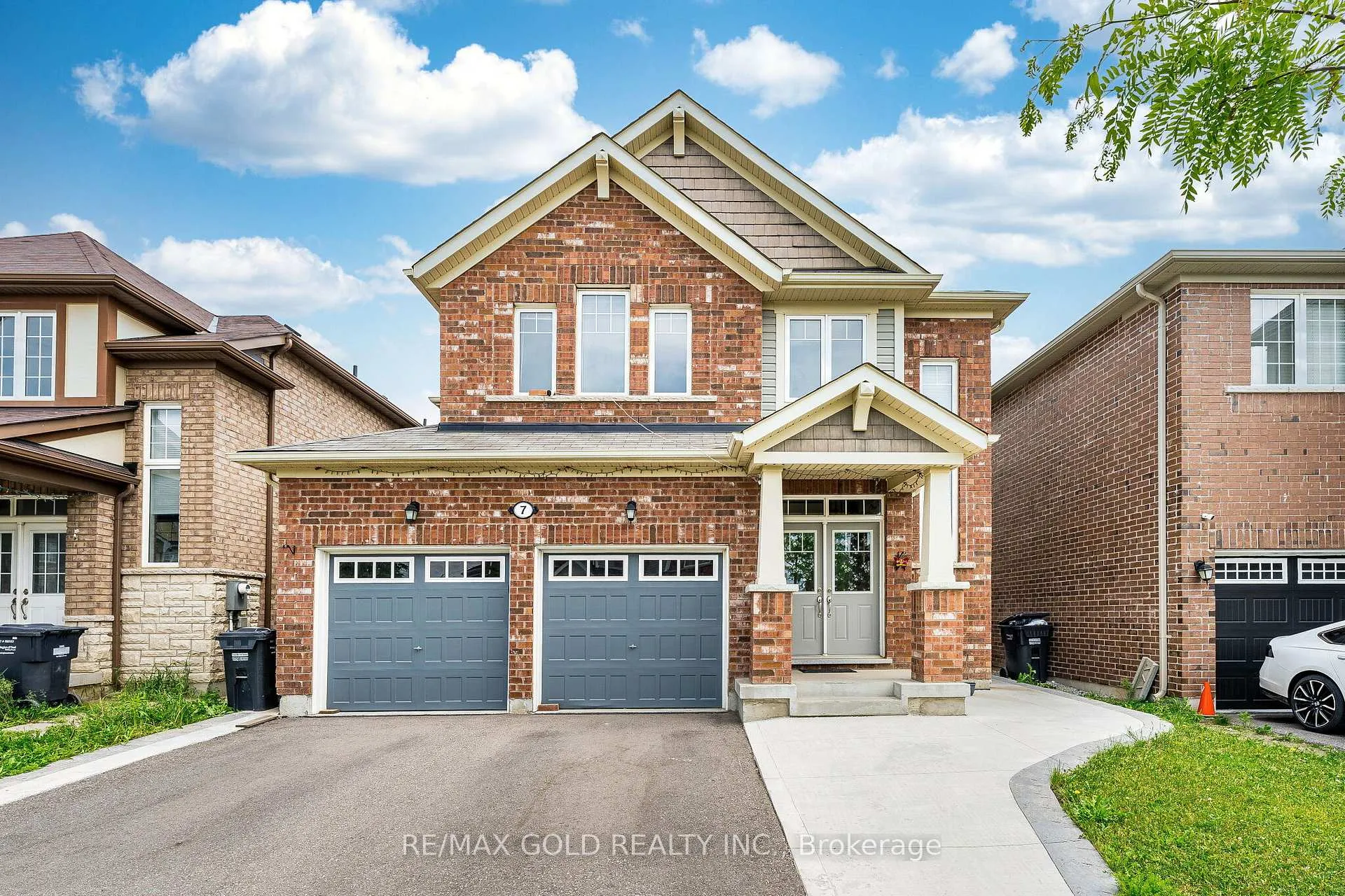 Photo 2 of 7 Troyer Street, Brampton, Northwest Brampton — HOMEH