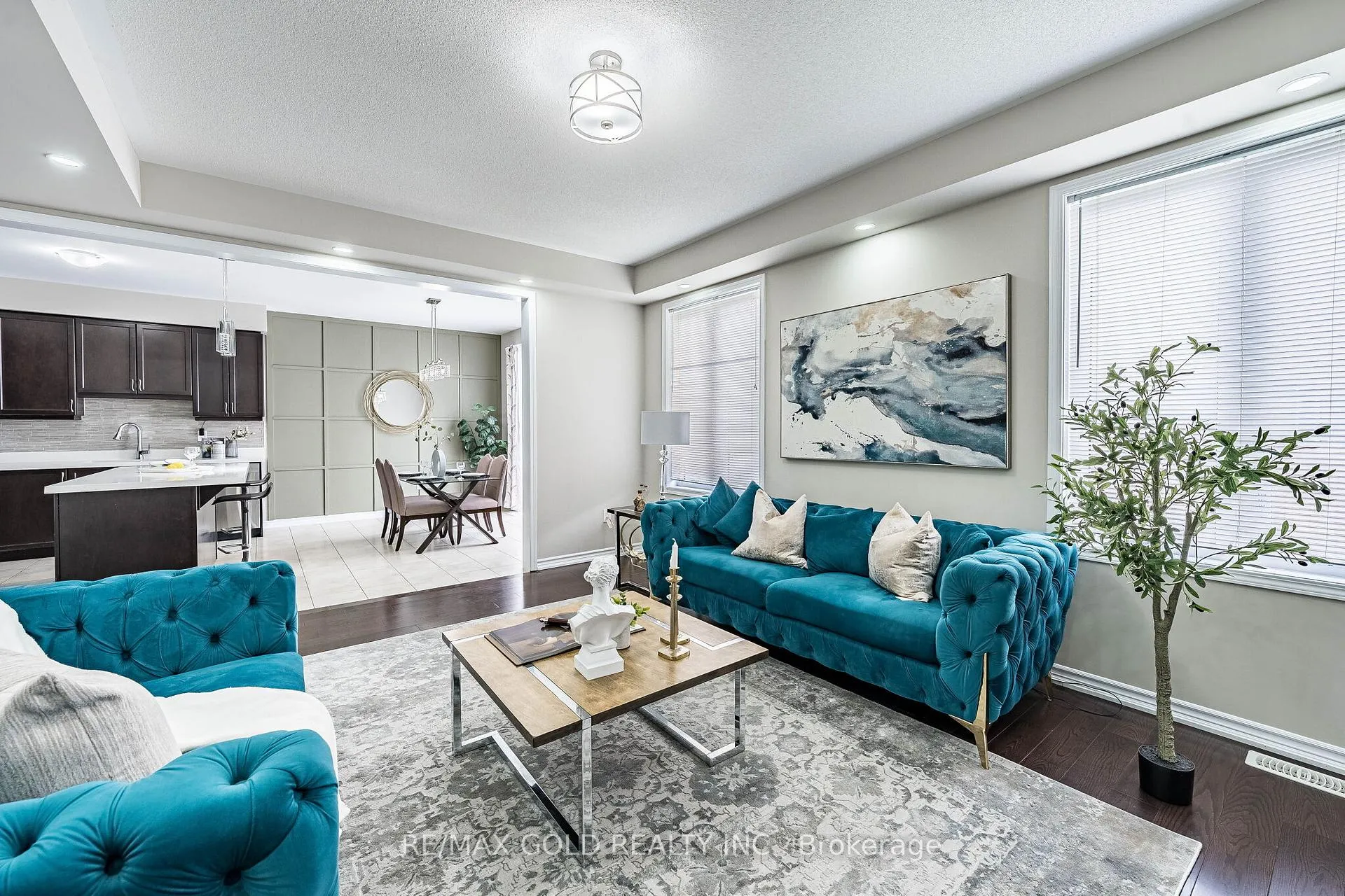 Photo 11 of 7 Troyer Street, Brampton, Northwest Brampton — HOMEH