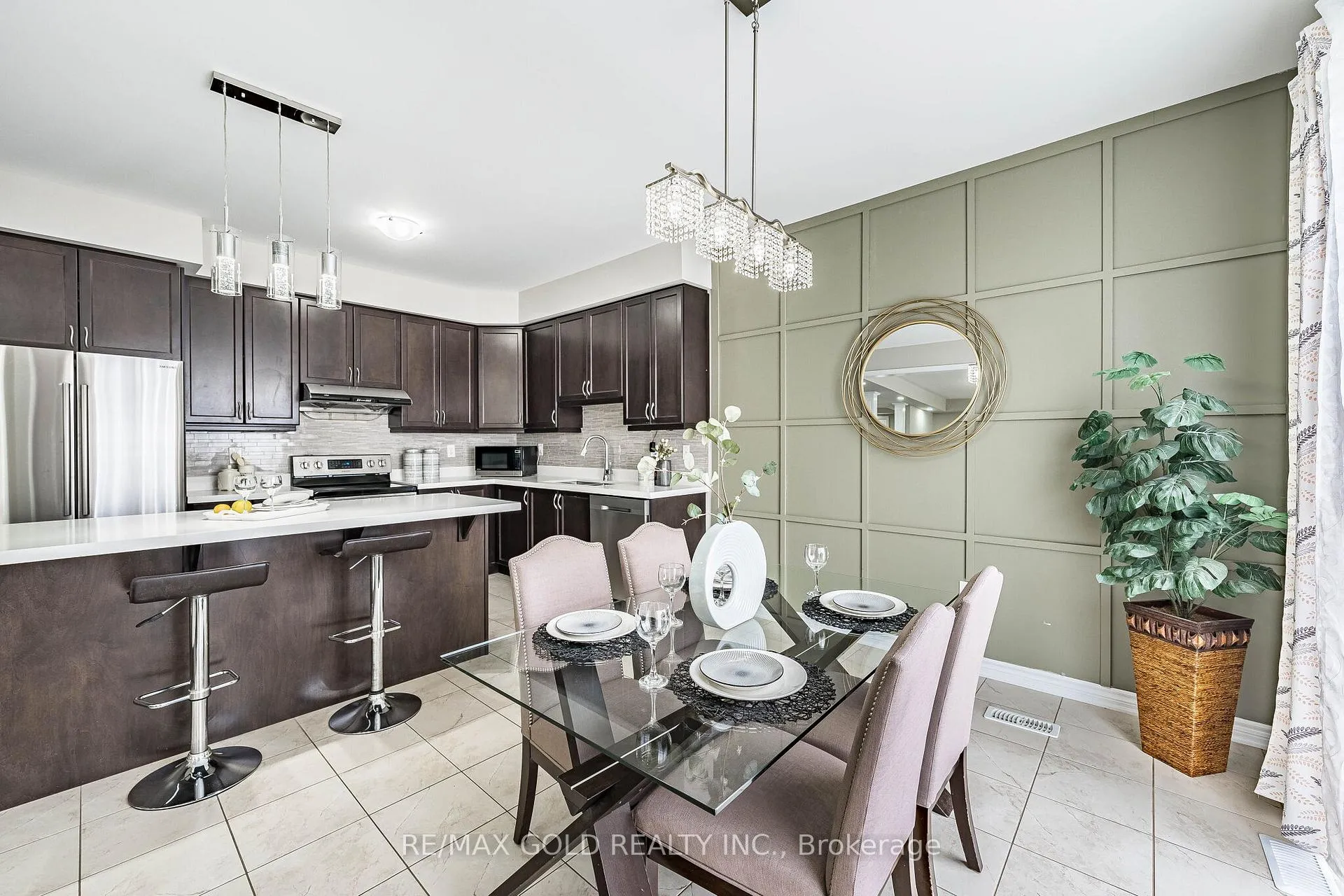 Photo 13 of 7 Troyer Street, Brampton, Northwest Brampton — HOMEH