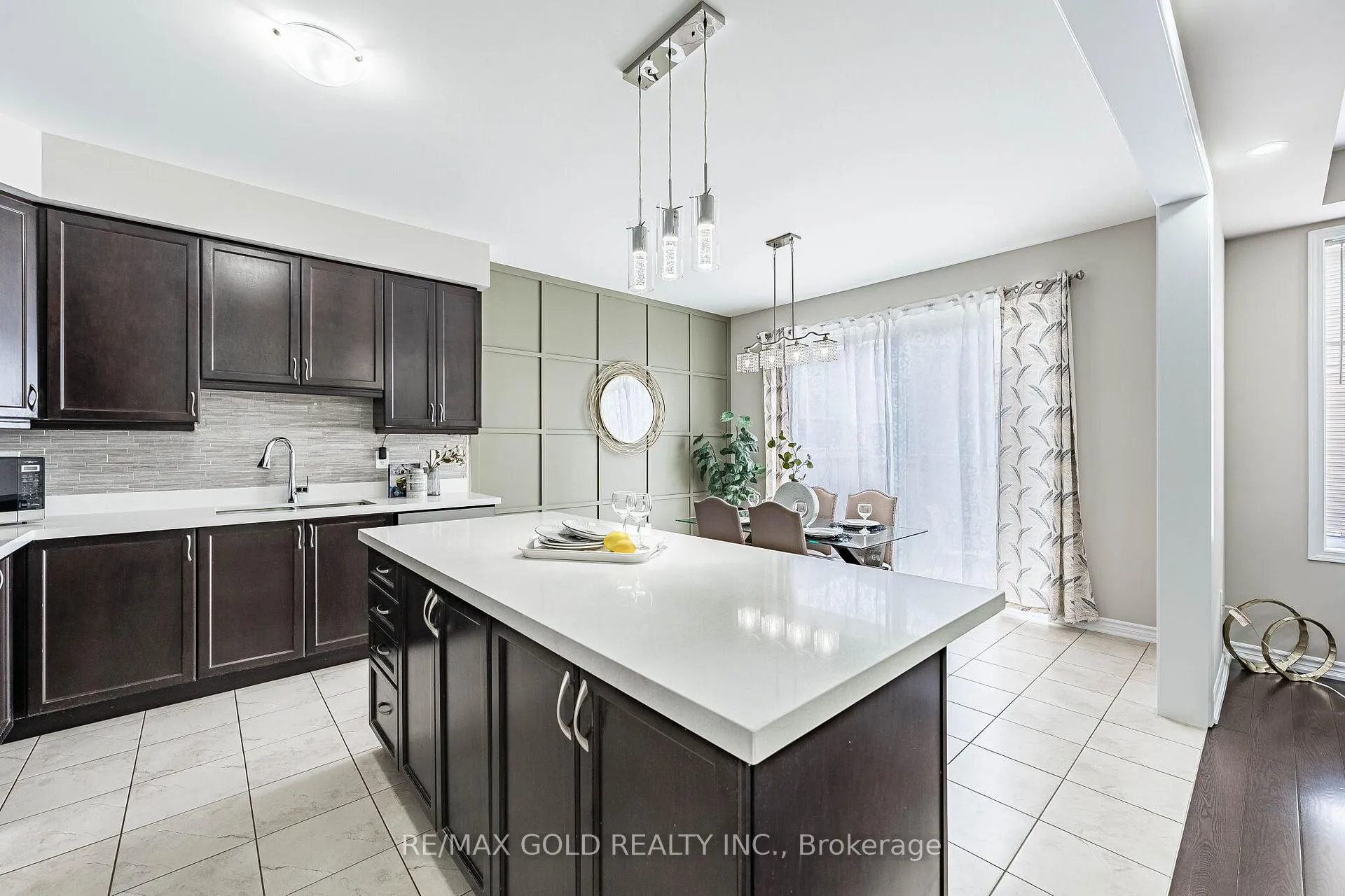 Photo 16 of 7 Troyer Street, Brampton, Northwest Brampton — HOMEH