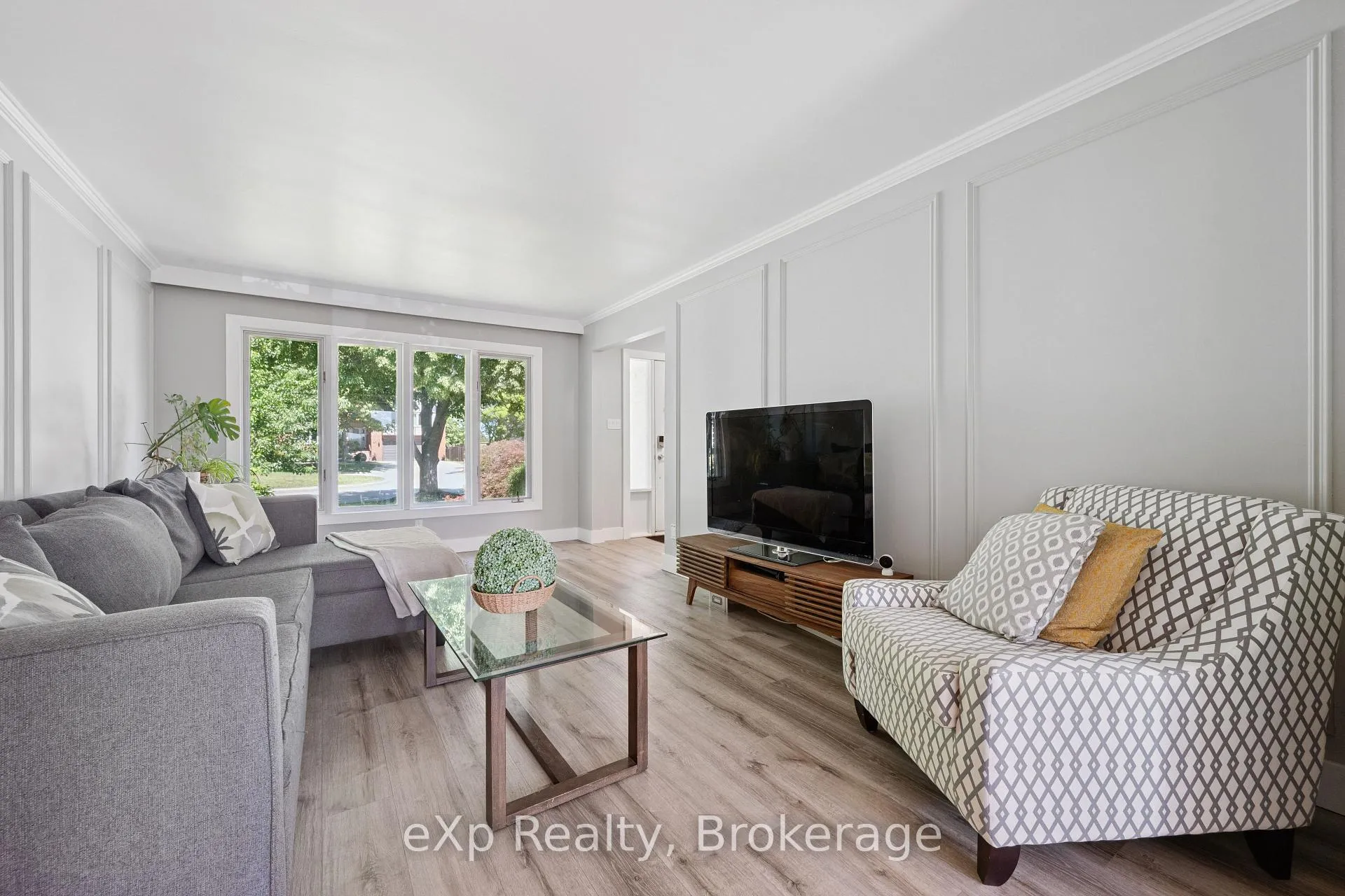Photo 7 of 27 Notchwood Court, Kitchener, Idlewood — HOMEH