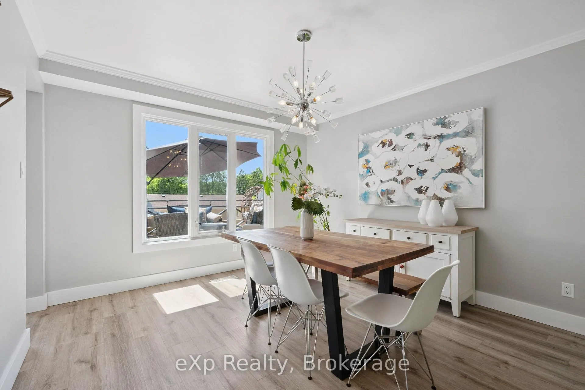 Photo 10 of 27 Notchwood Court, Kitchener, Idlewood — HOMEH
