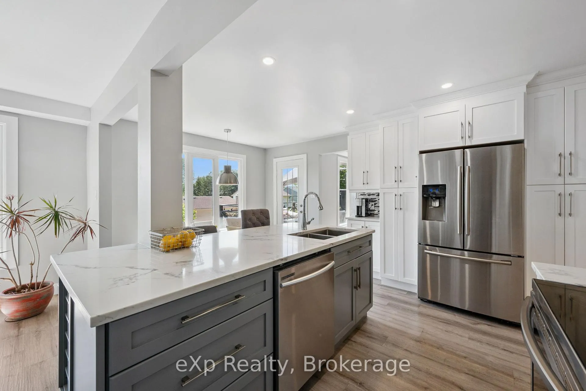 Photo 16 of 27 Notchwood Court, Kitchener, Idlewood — HOMEH