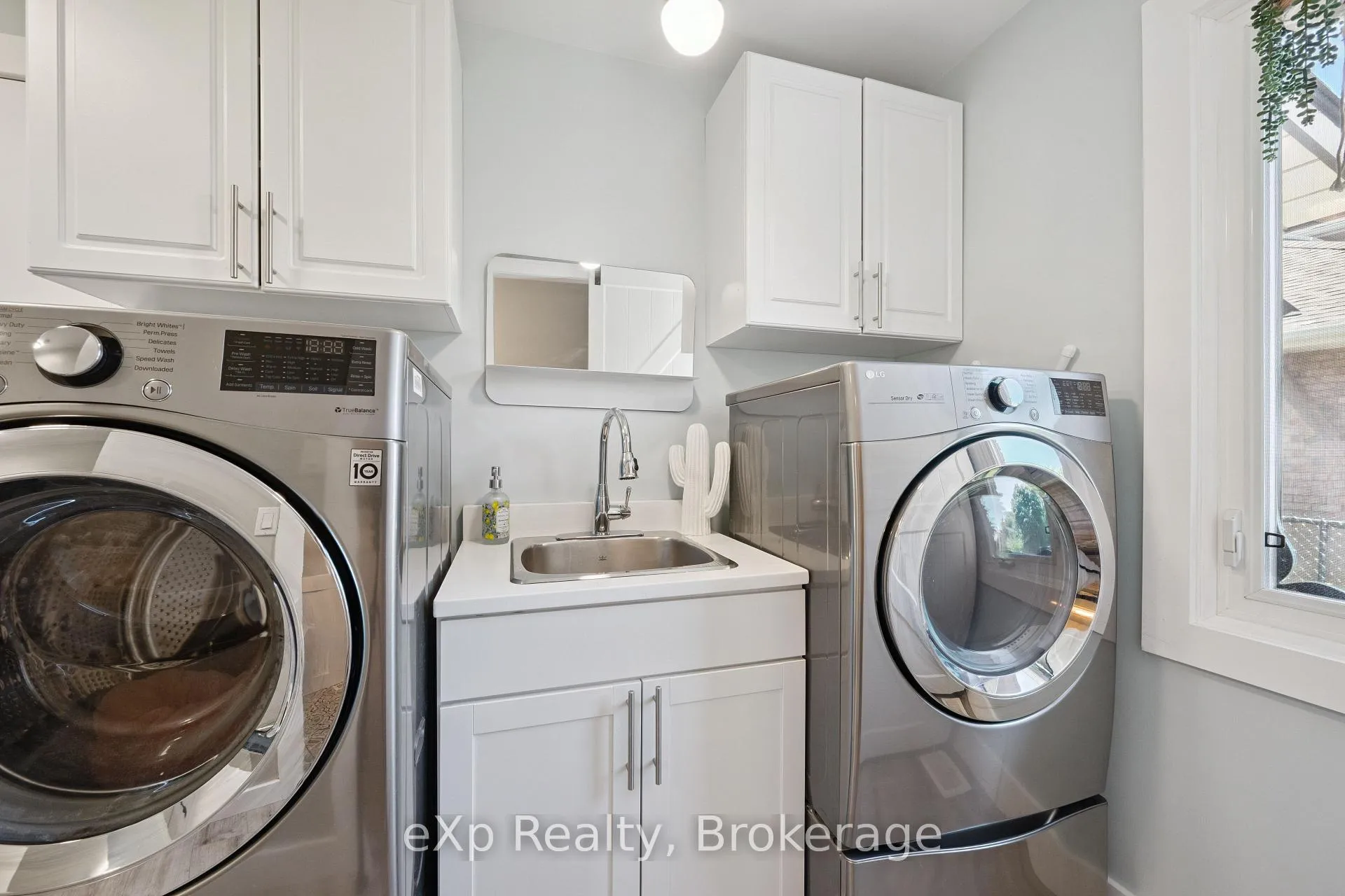 Photo 21 of 27 Notchwood Court, Kitchener, Idlewood — HOMEH