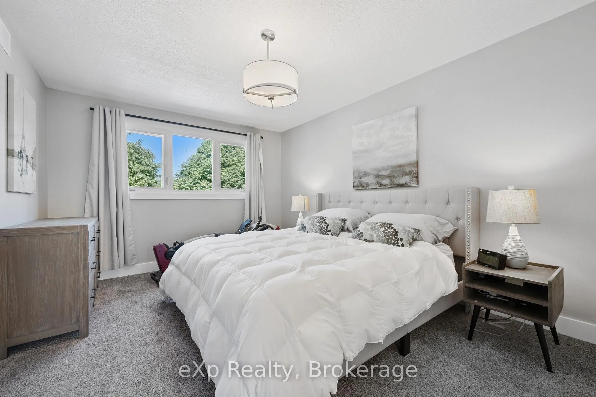 Photo 26 of 27 Notchwood Court, Kitchener, Idlewood — HOMEH
