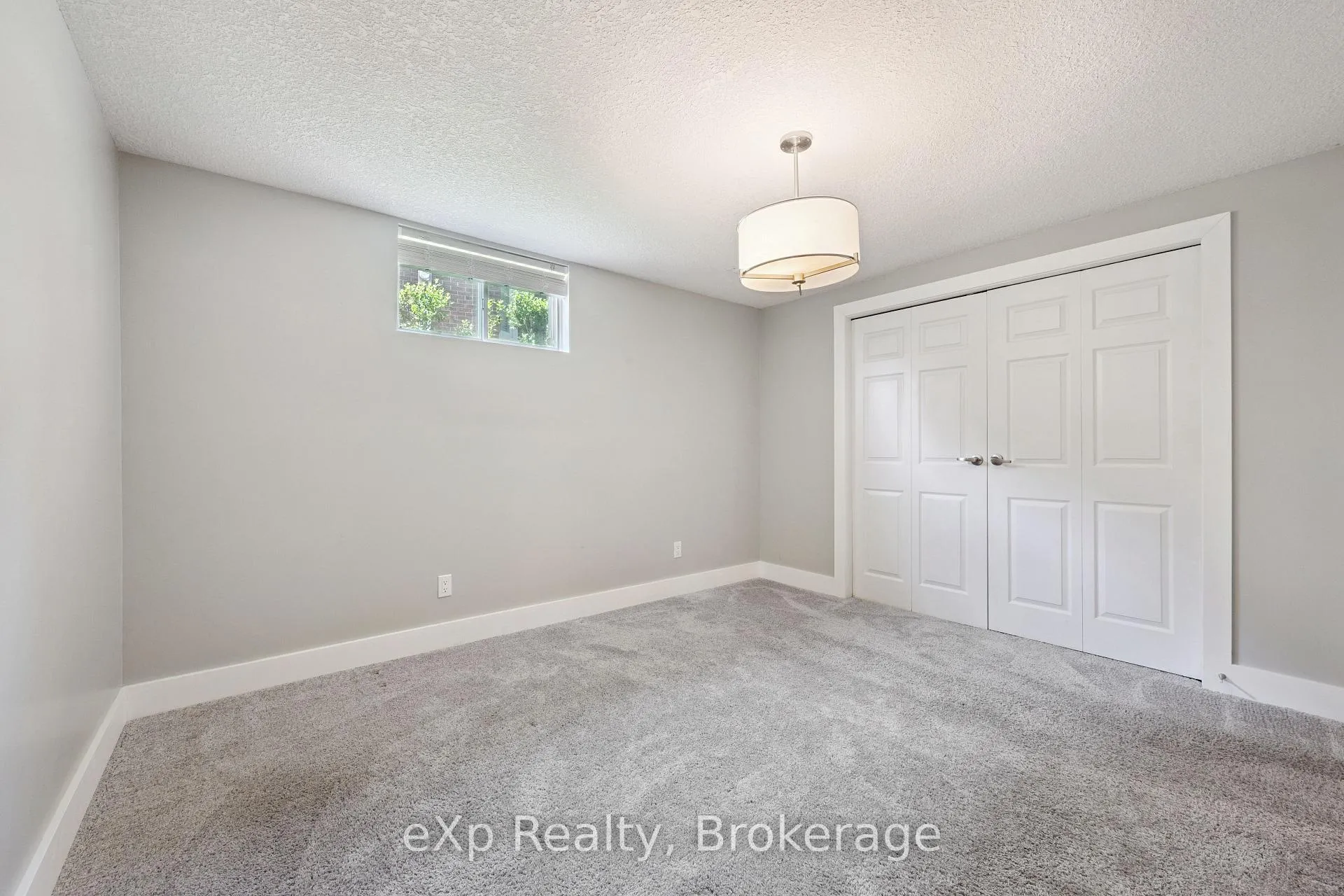 Photo 40 of 27 Notchwood Court, Kitchener, Idlewood — HOMEH