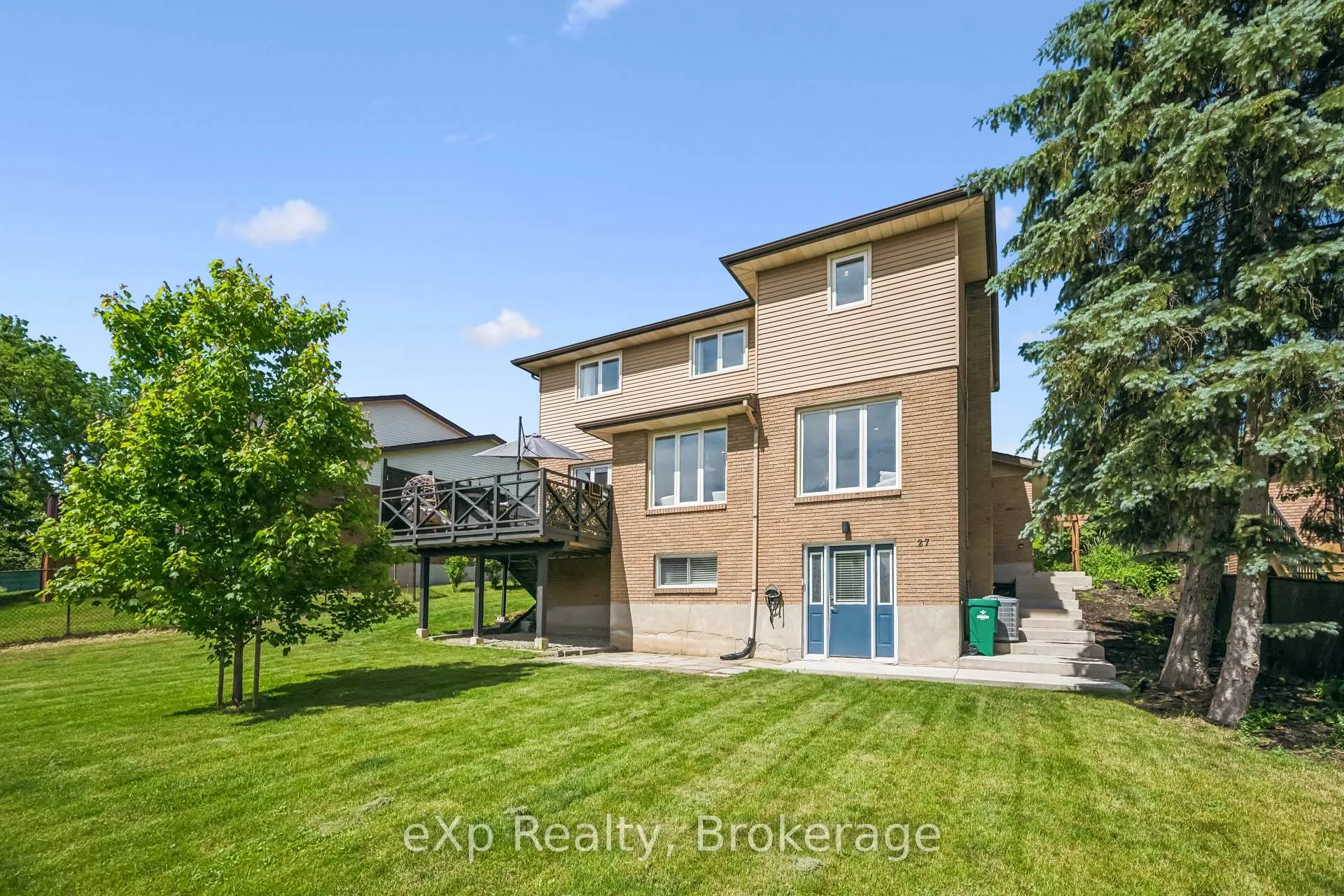 Photo 44 of 27 Notchwood Court, Kitchener, Idlewood — HOMEH