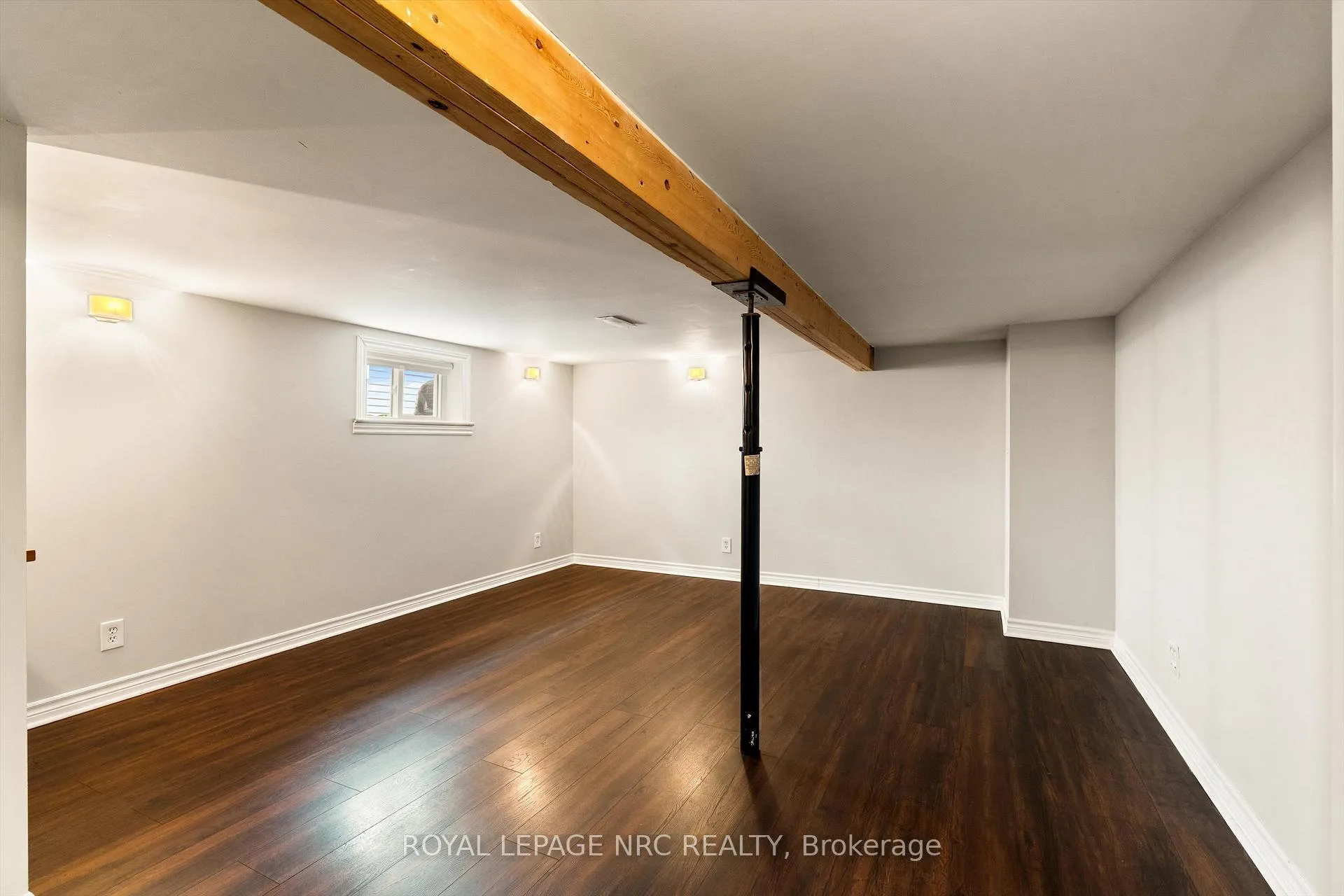 Photo 21 of 44 Beech Street, St. Catharines, Downtown — HOMEH