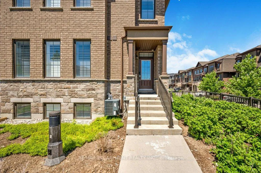 Photo 3 of Unit 134, 445 Ontario Street, Milton, Timberlea — HOMEH