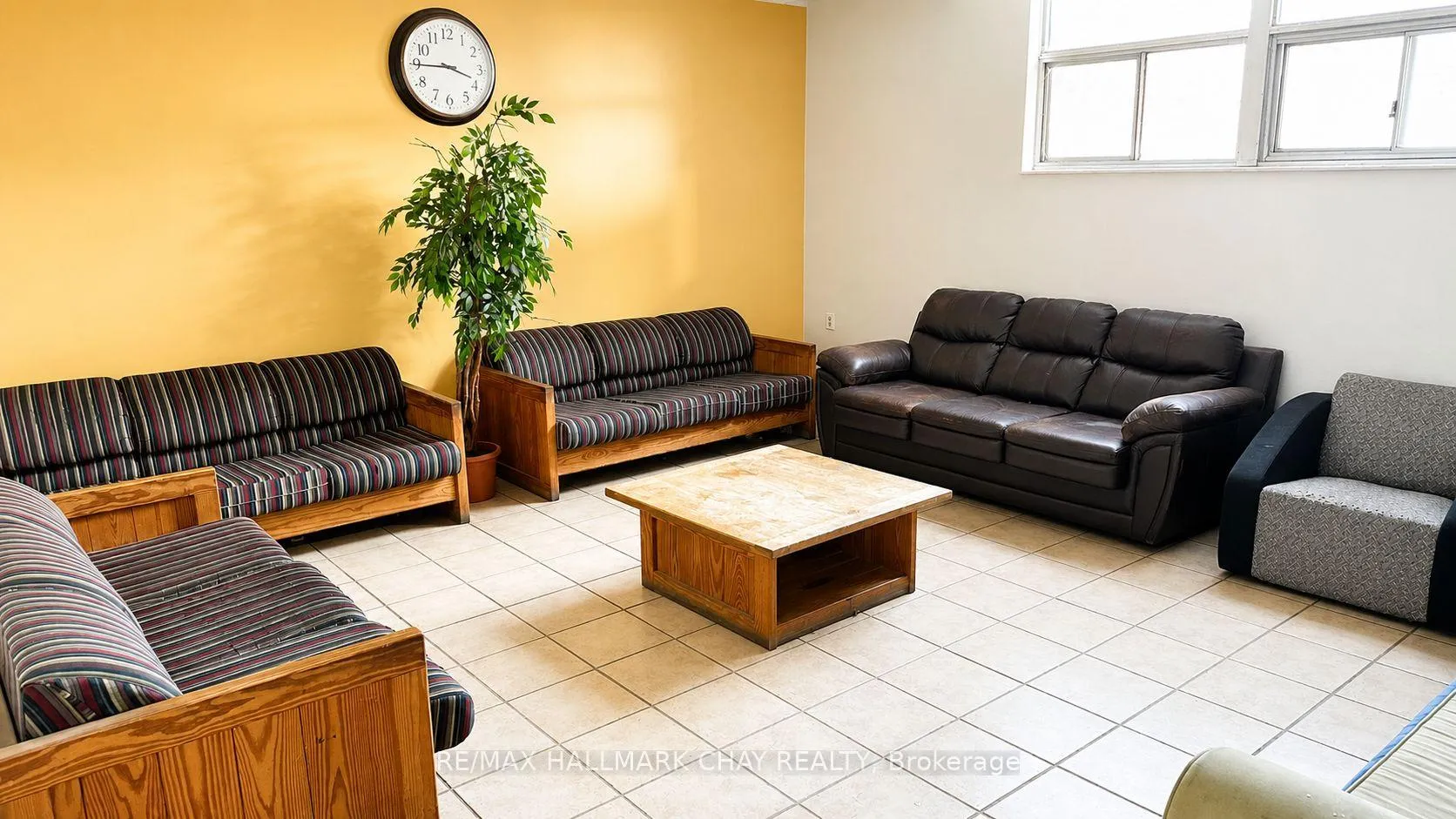 Photo 7 of Unit 905, 2645 Kipling Avenue, Etobicoke, Mount Olive-Silverstone-Jamestown — HOMEH