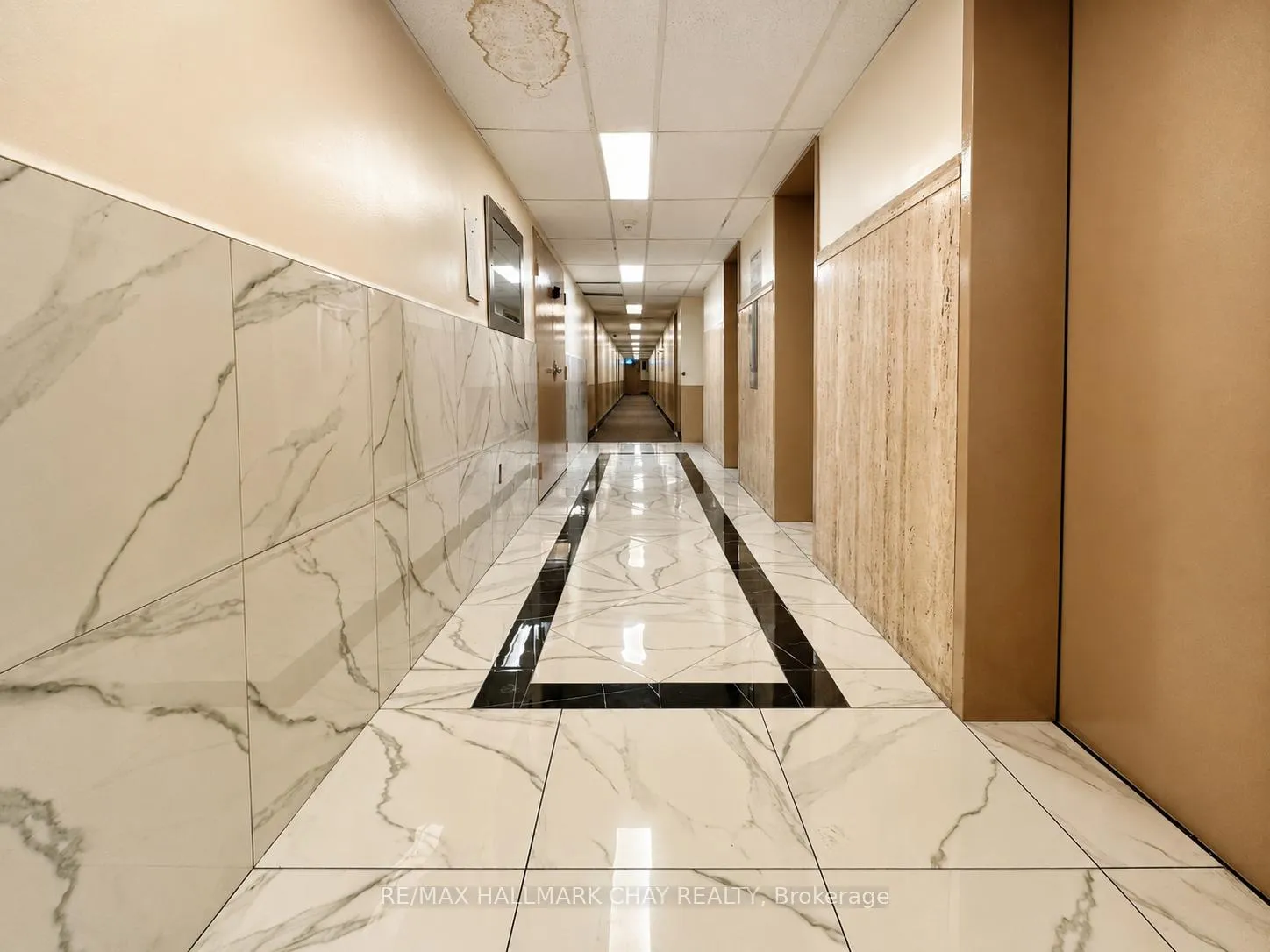 Photo 9 of Unit 905, 2645 Kipling Avenue, Etobicoke, Mount Olive-Silverstone-Jamestown — HOMEH