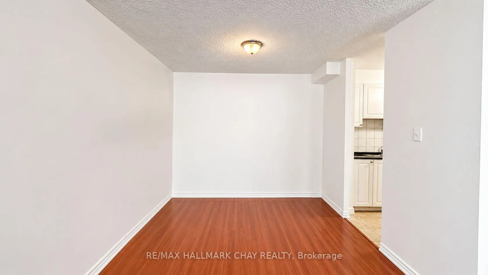 Photo 11 of Unit 905, 2645 Kipling Avenue, Etobicoke, Mount Olive-Silverstone-Jamestown — HOMEH