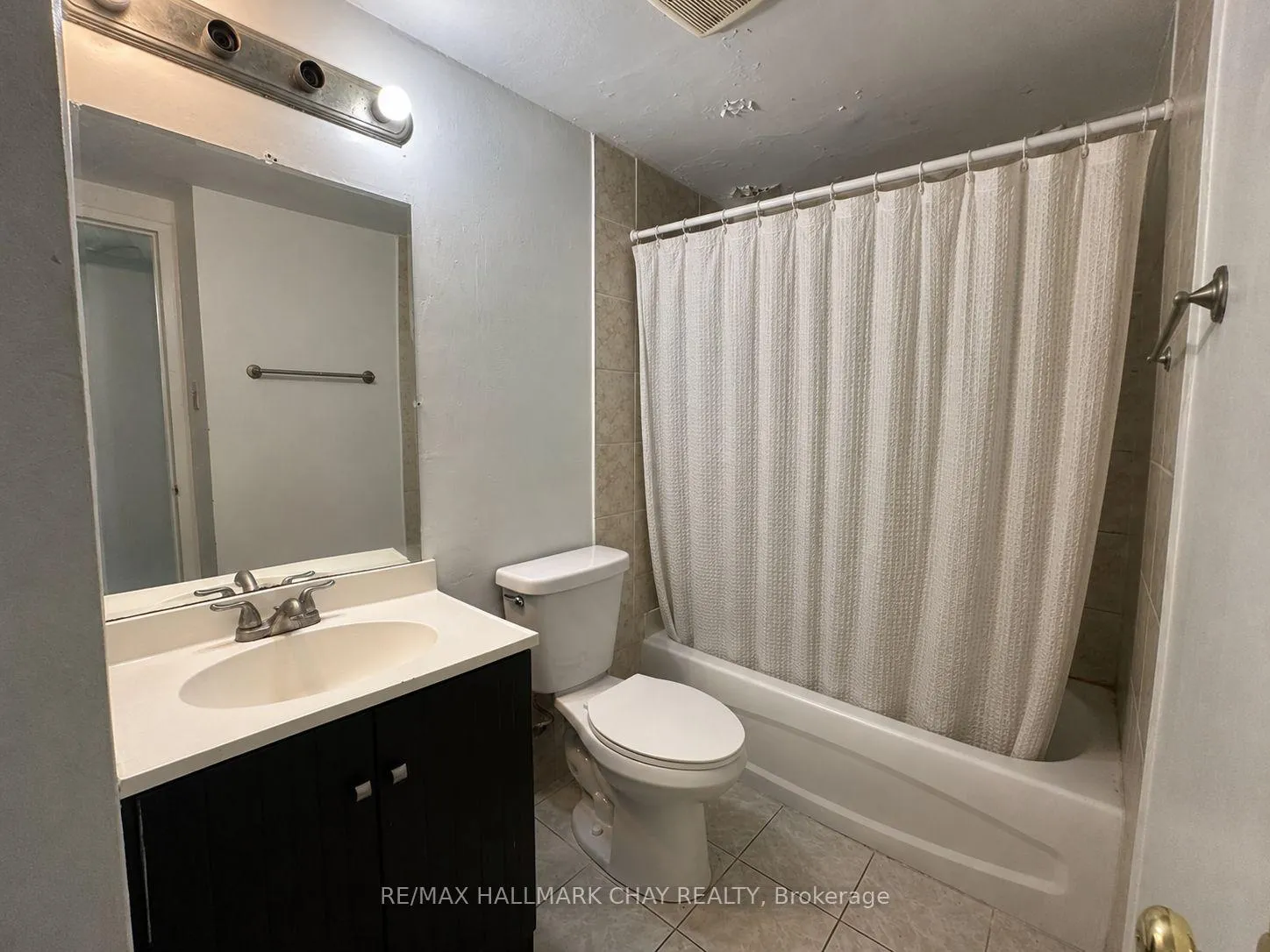 Photo 13 of Unit 905, 2645 Kipling Avenue, Etobicoke, Mount Olive-Silverstone-Jamestown — HOMEH