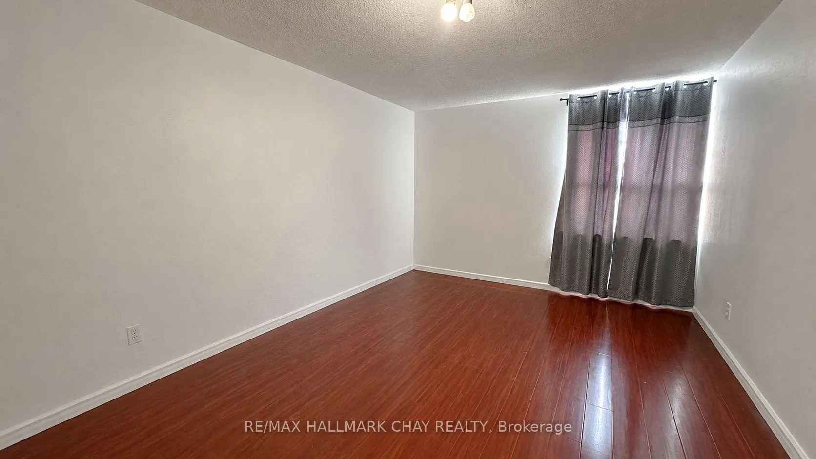 Photo 14 of Unit 905, 2645 Kipling Avenue, Etobicoke, Mount Olive-Silverstone-Jamestown — HOMEH