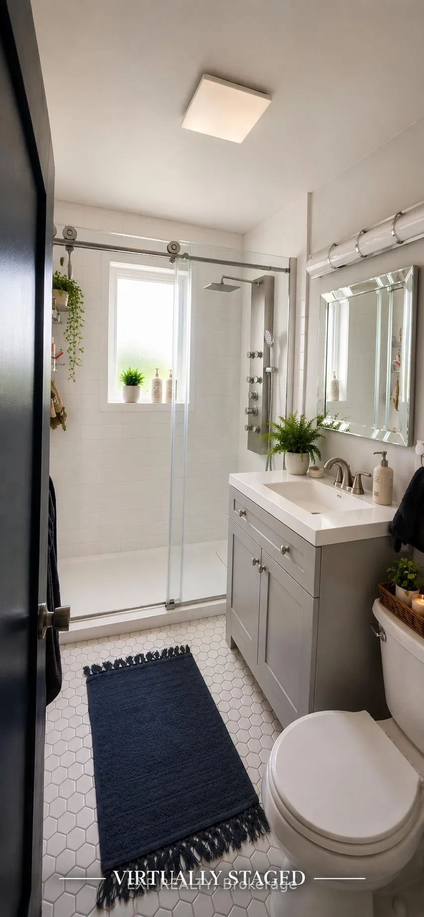 Photo 10 of Unit Main Level, 32A Guest Street, Brampton, Downtown Brampton — HOMEH