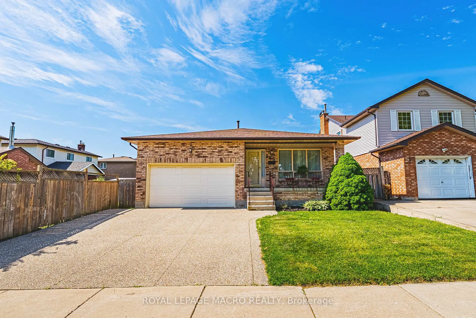 Photo of 565 Stone Church Road W